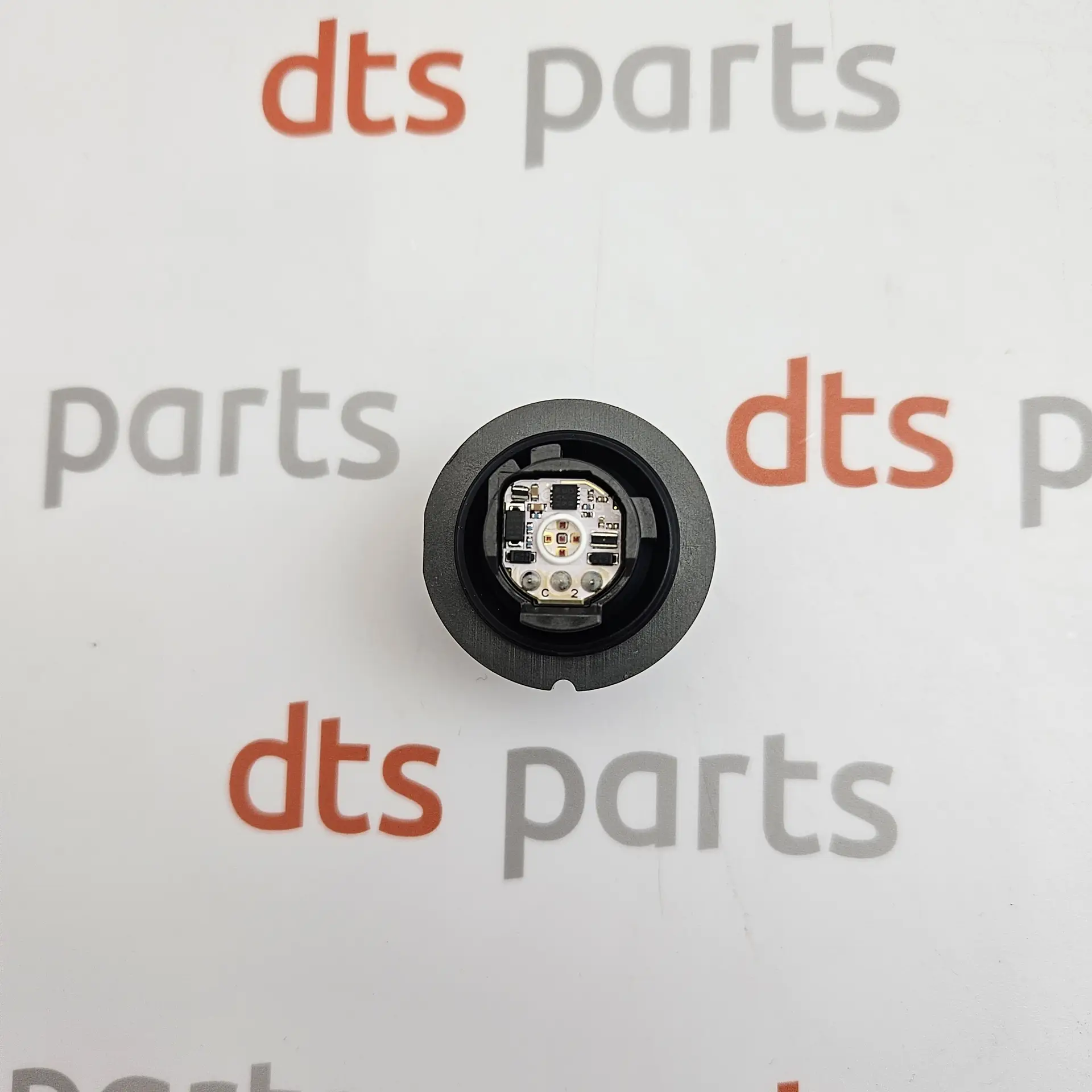 OEM Toyota/Lexus 8196570010 – License plate light LED socket assembly