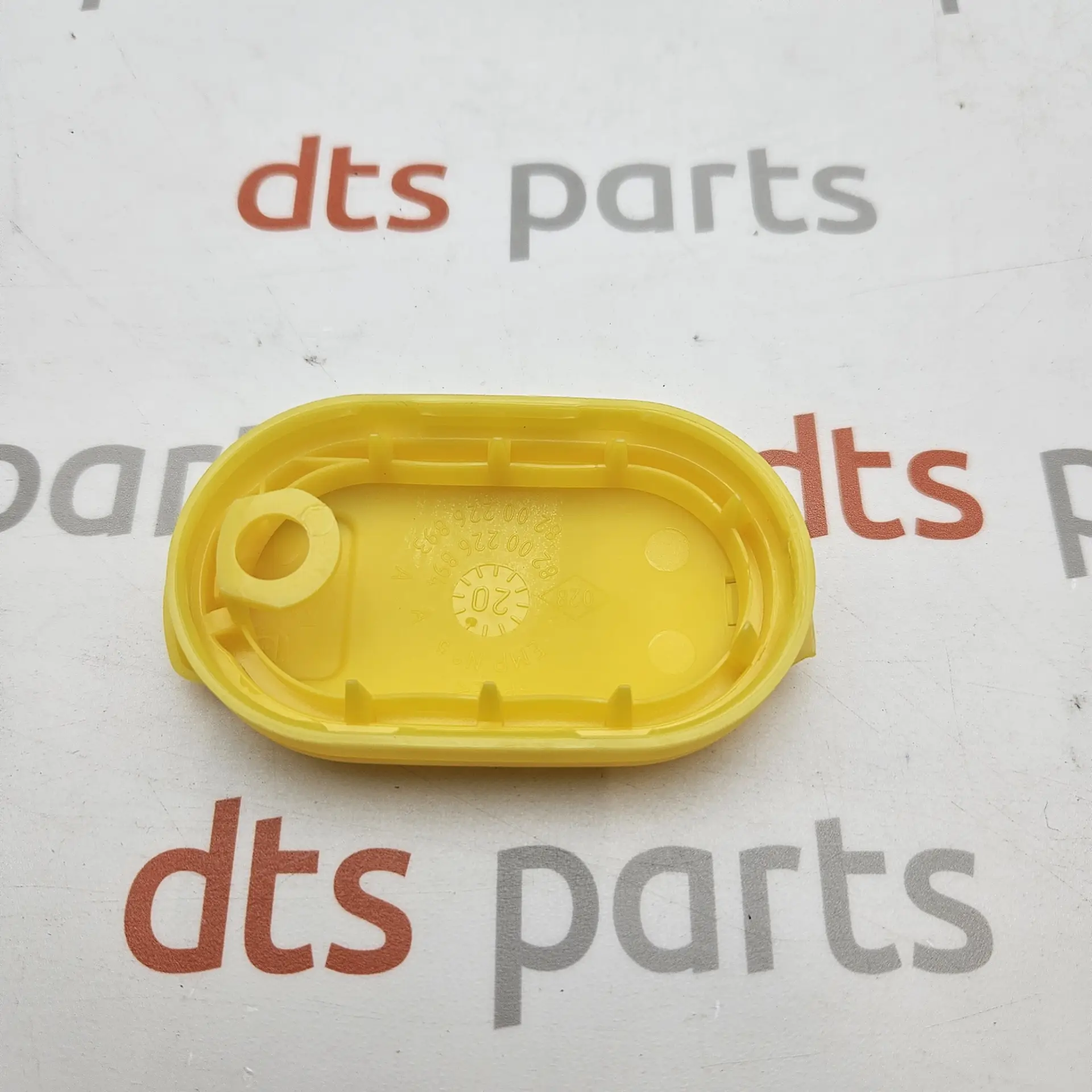 OEM Renault 8200226894 – Water tank cover