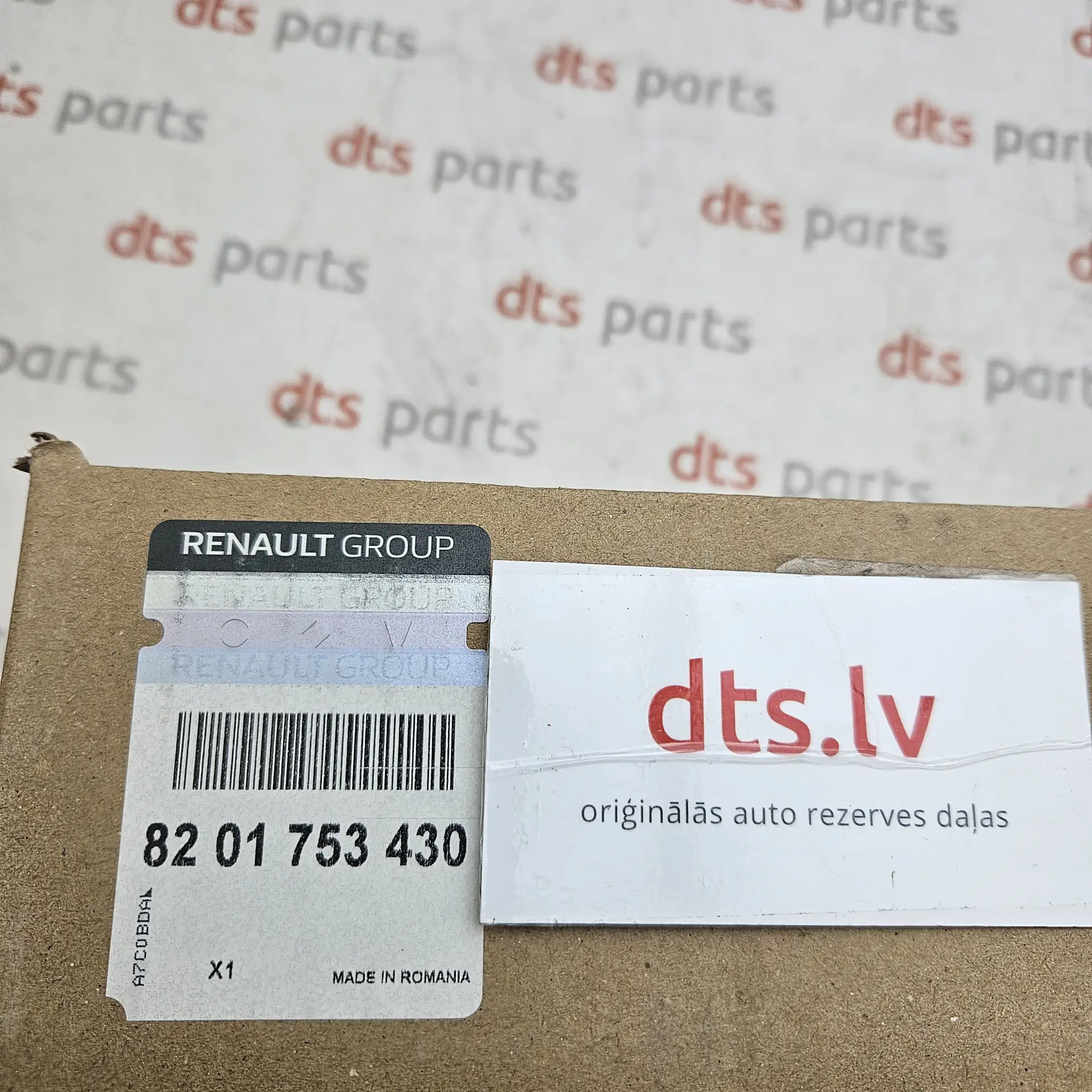 OEM Renault 8201753430 – Front bumper right upper guide mounting bracket slide
