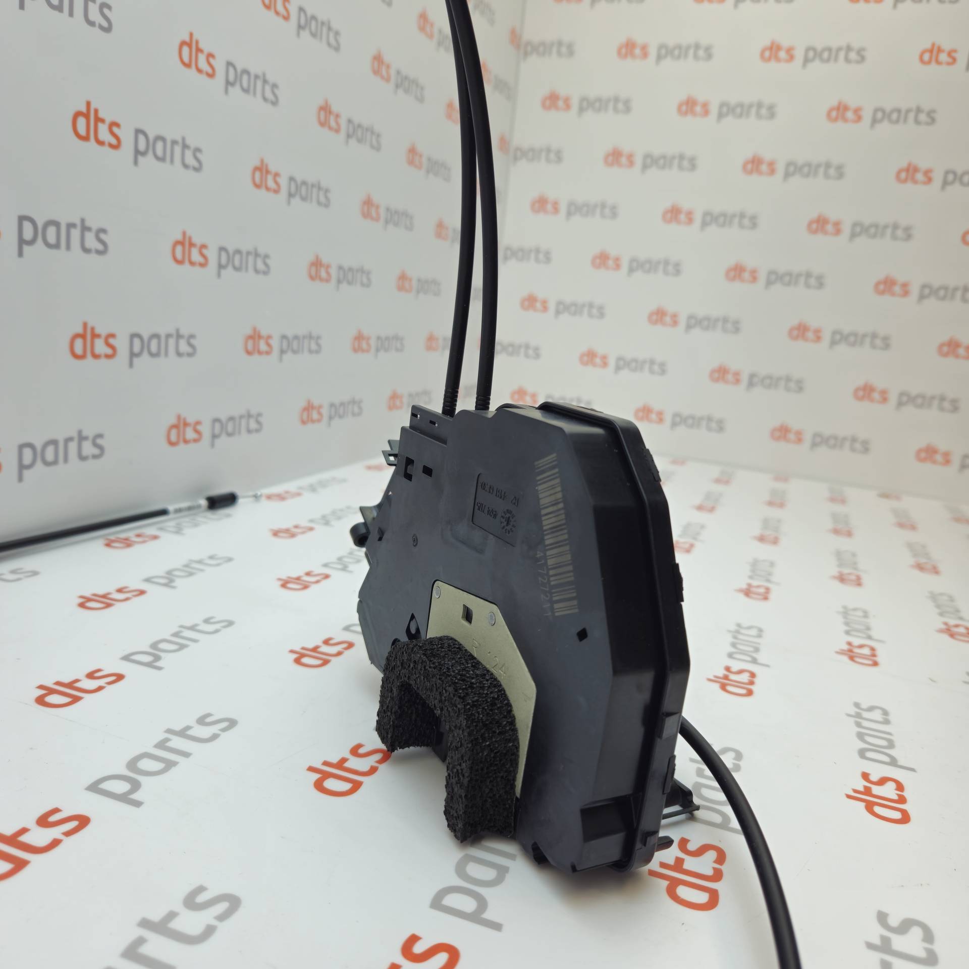 OEM Renault 825027817R – Sliding door lock