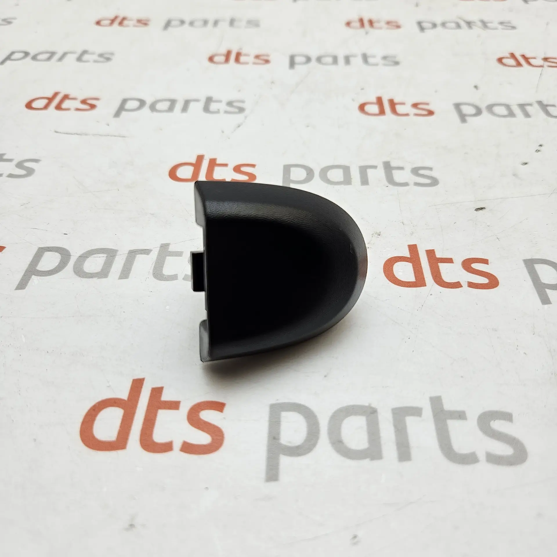 OEM Nissan 826461HB0A – Exterior door handle escutcheon