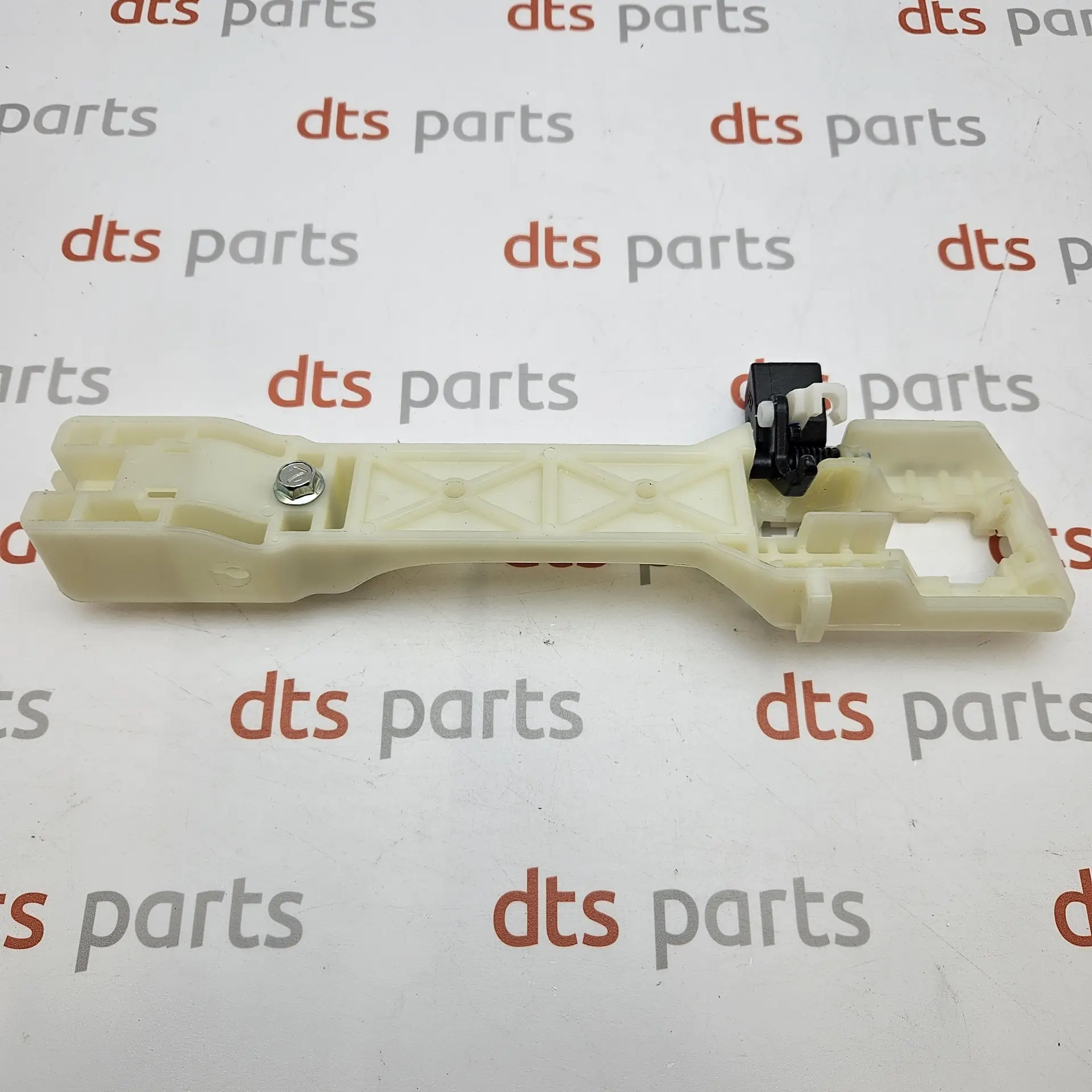 OEM Kia 826651F000 – Front right door handle base