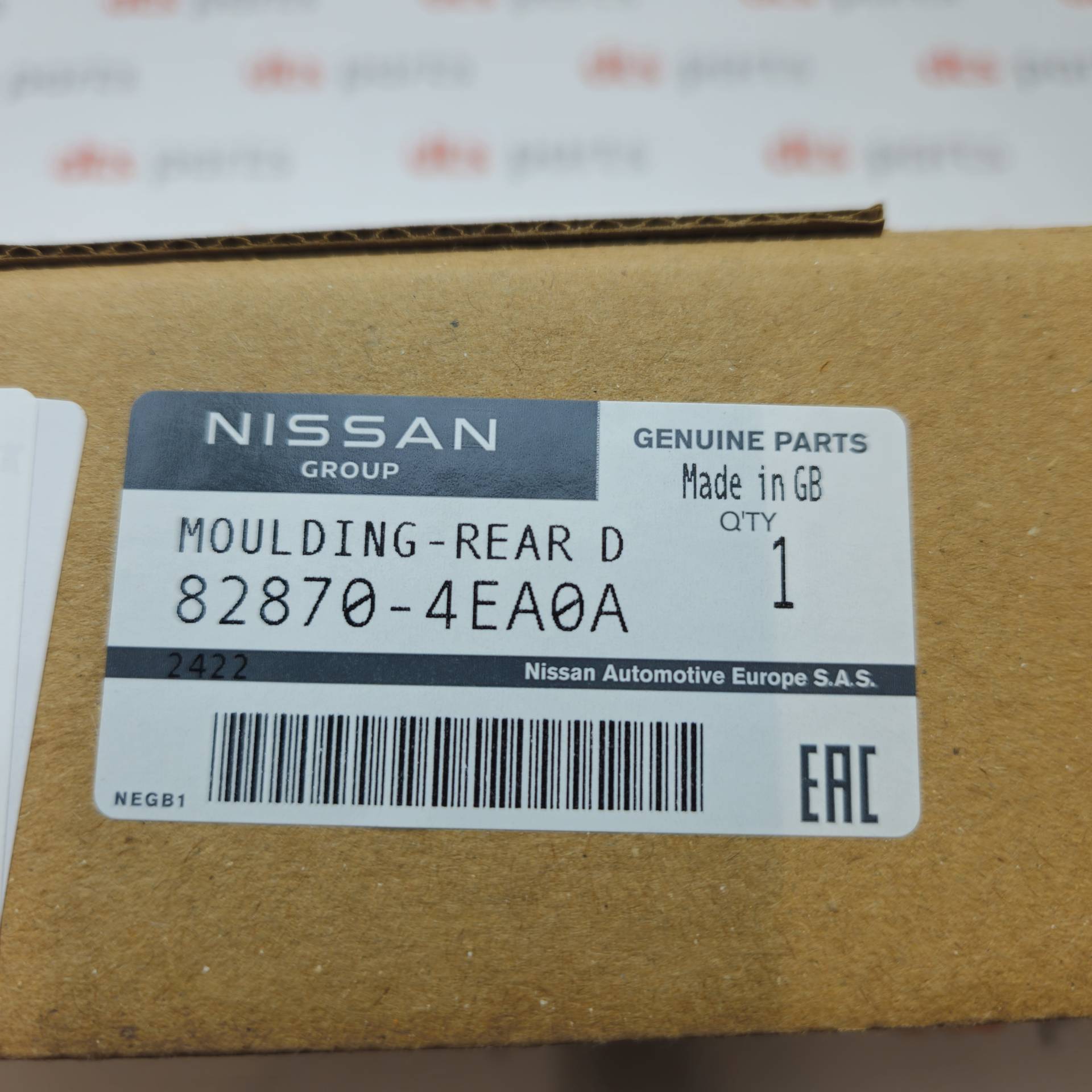OEM Nissan/Infiniti 828704EA0A – Rear right door molding