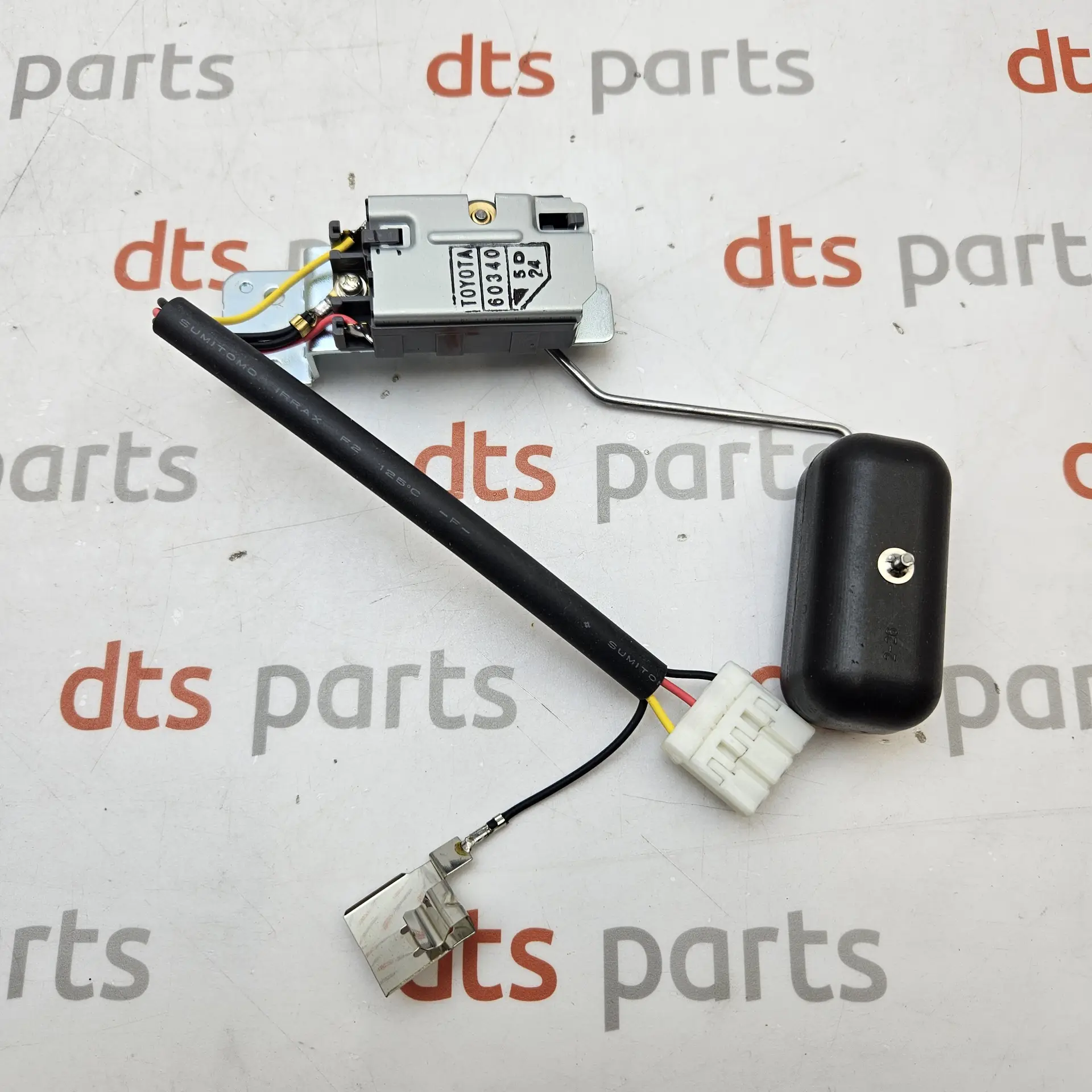 OEM Toyota 8332060340 – Fuel Level Sending Uni