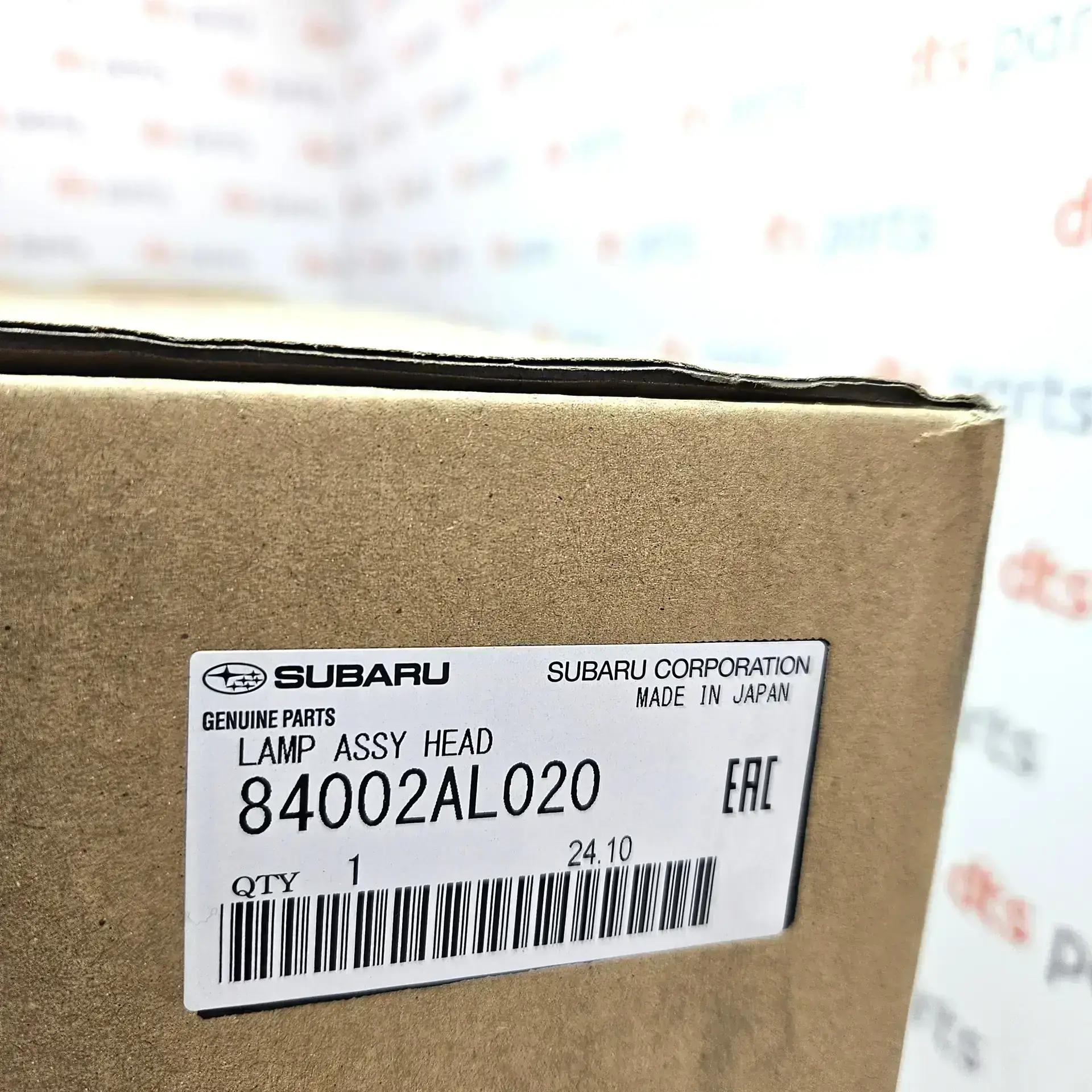 OEM Subaru 84002AL020 – Right headlight