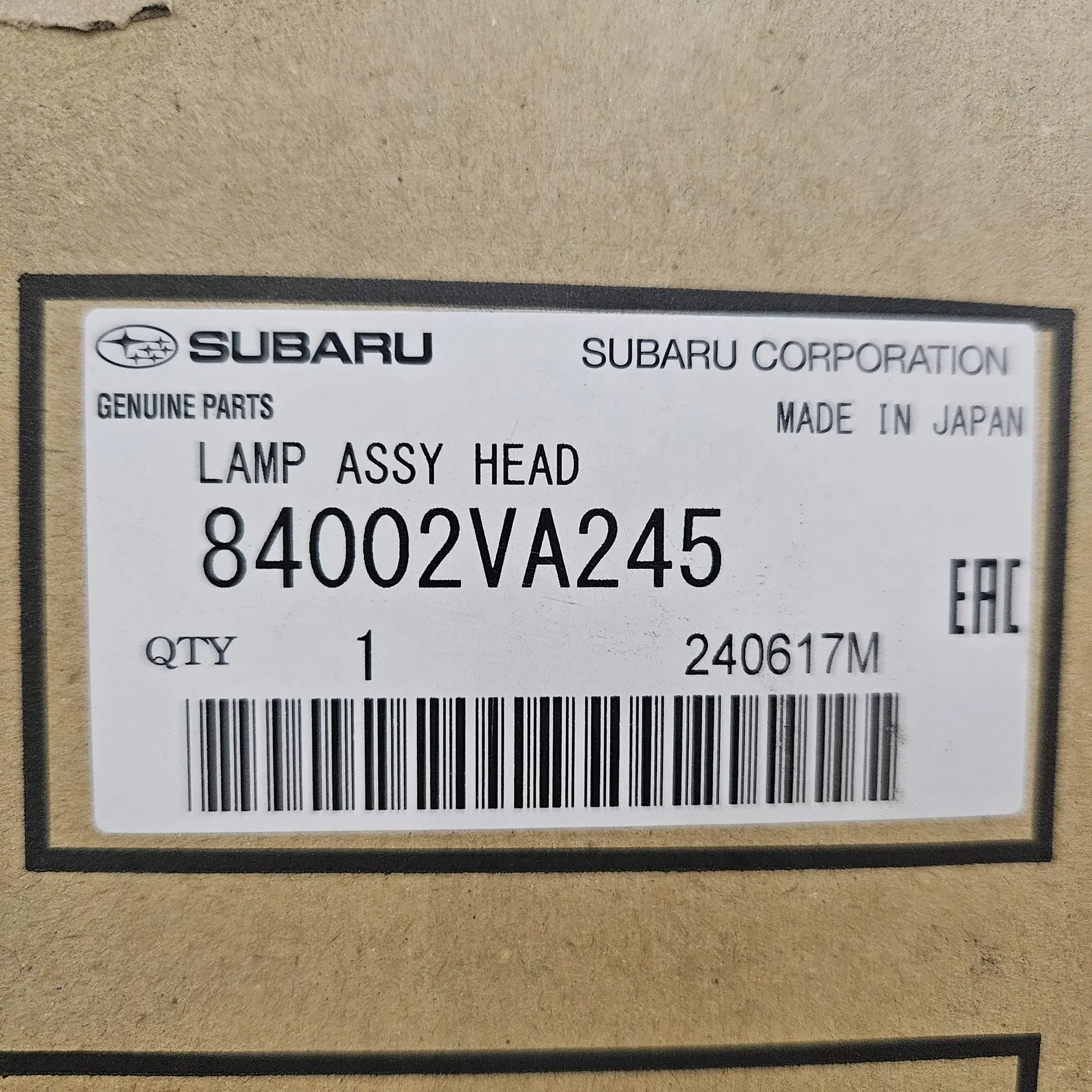 OEM Subaru 84002VA245 – Front right headlight