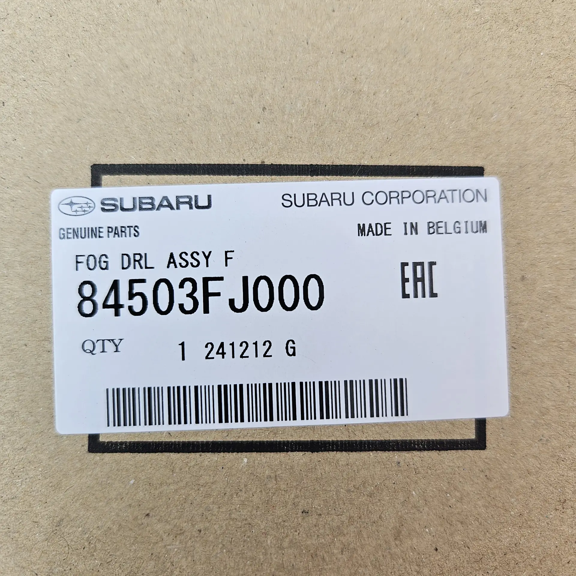 OEM Subaru 84503FJ000 – Front fog light & daytime running light (DRL) assembly