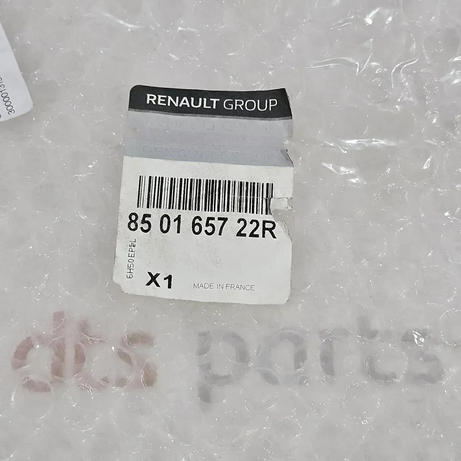 OEM Renault 850165722R – Rear right bumper corner