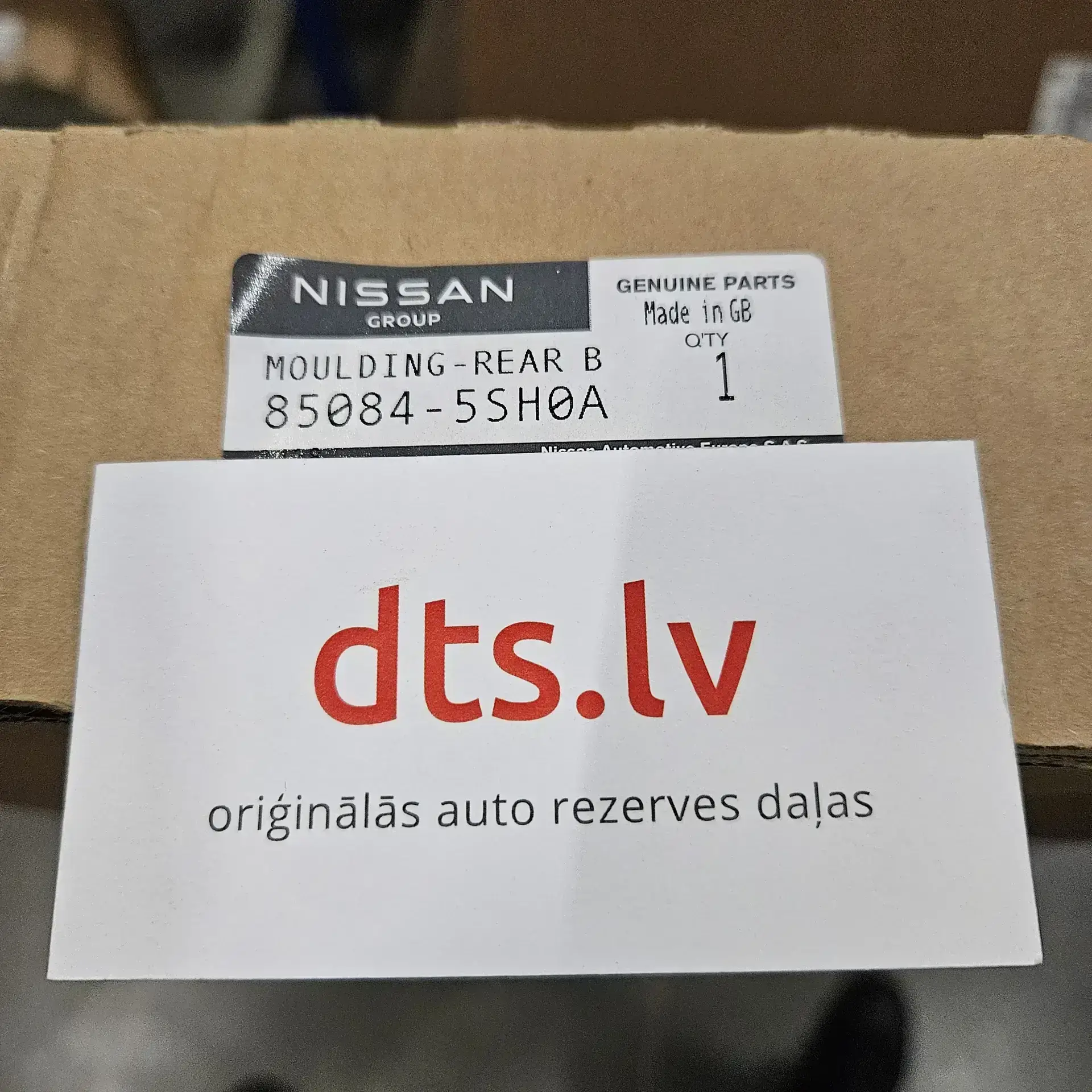 OEM Nissan 850845SH0A – Rear bumper finisher blue (Ray)