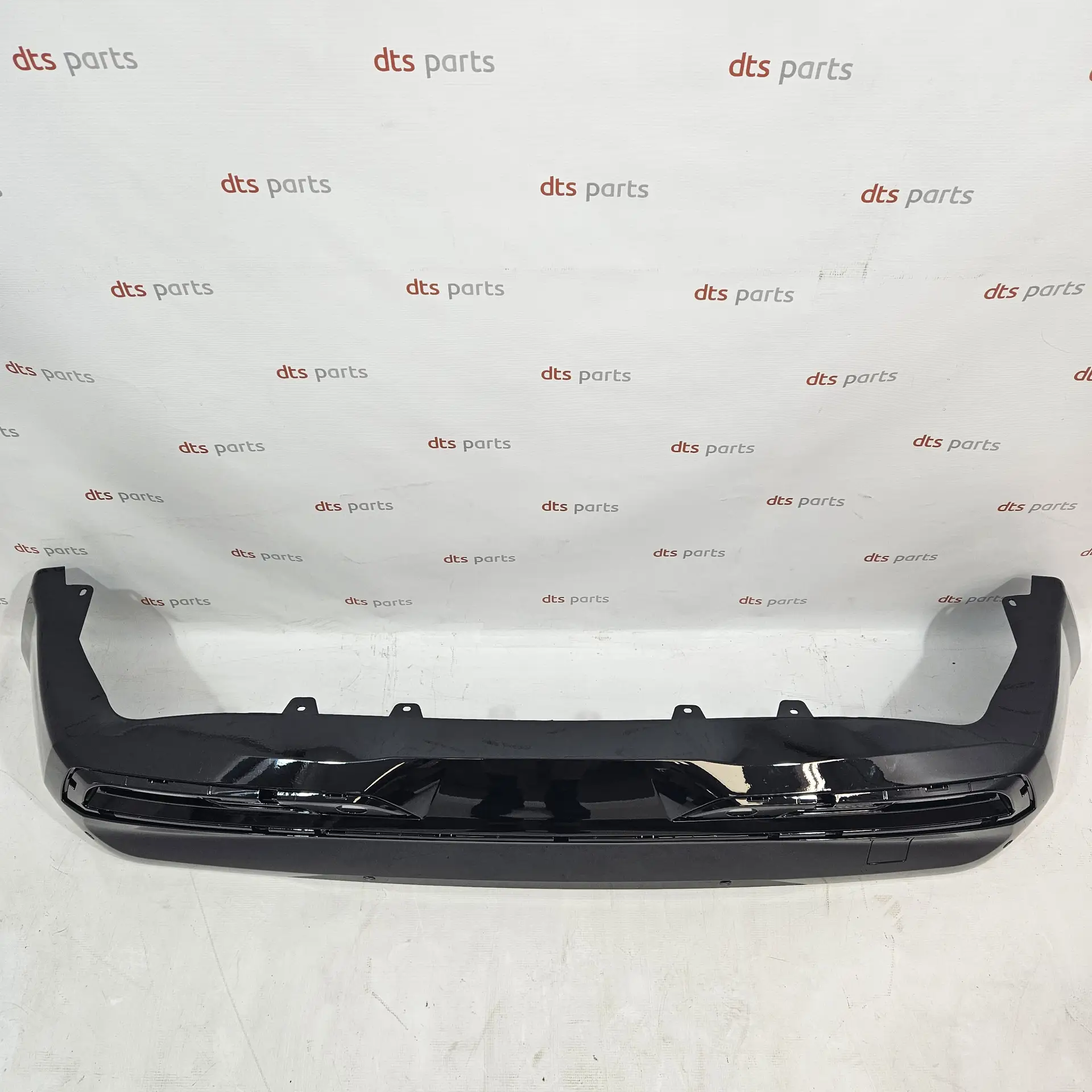 OEM Nissan 850B0HN21E – Rear lower bumper fascia