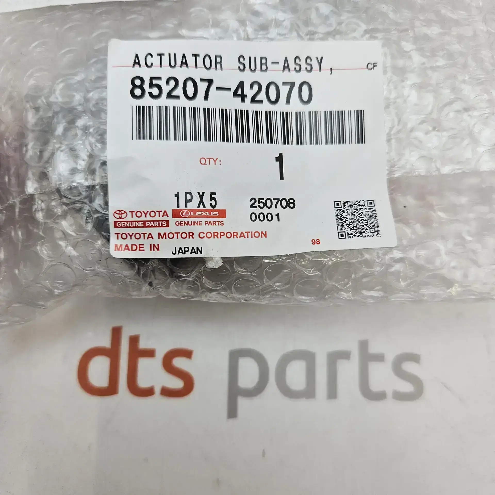 OEM Toyota 8520742070 – Right headlight washer actuator