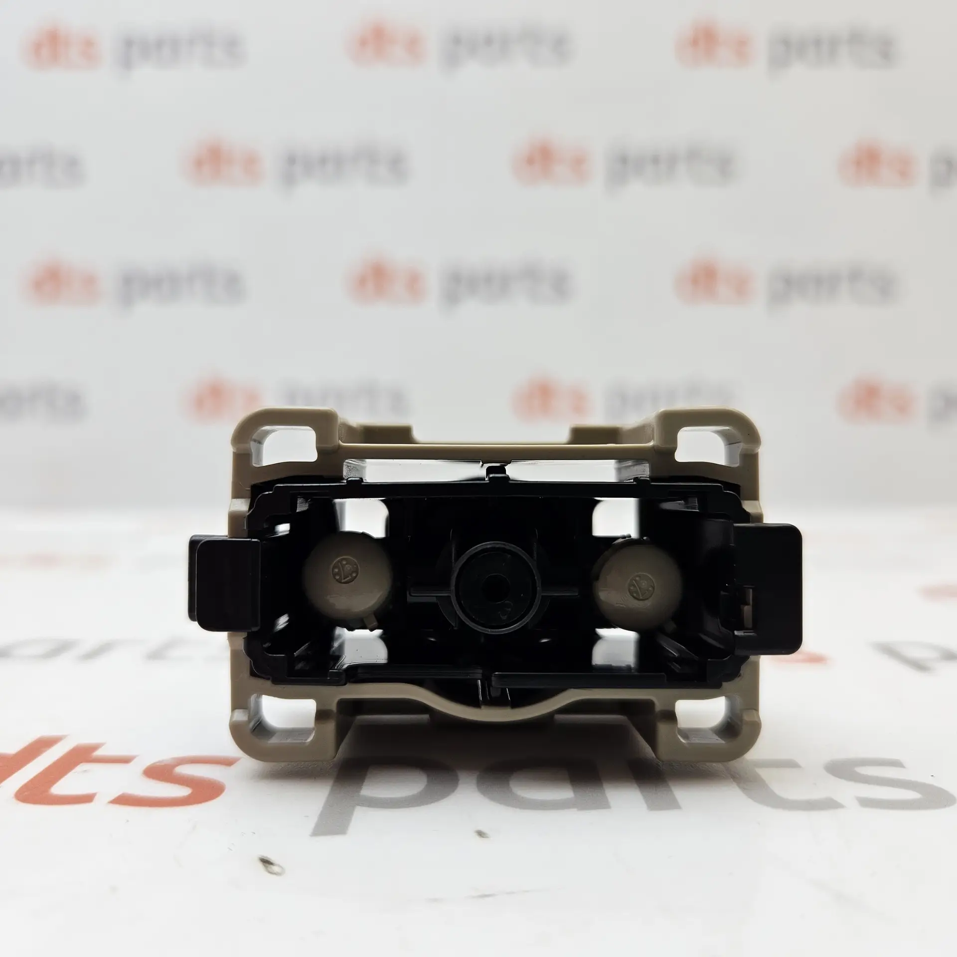 OEM Toyota 8520860080 – Headlamp Washer Nozzle Actuator Left/LH