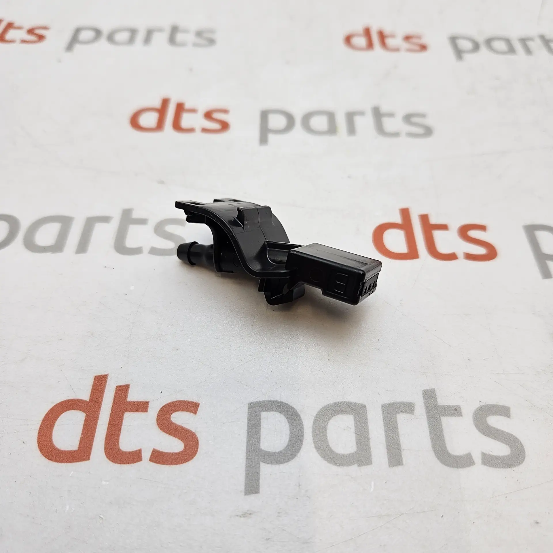 OEM Toyota 8538112400 – Windshield washer nozzle