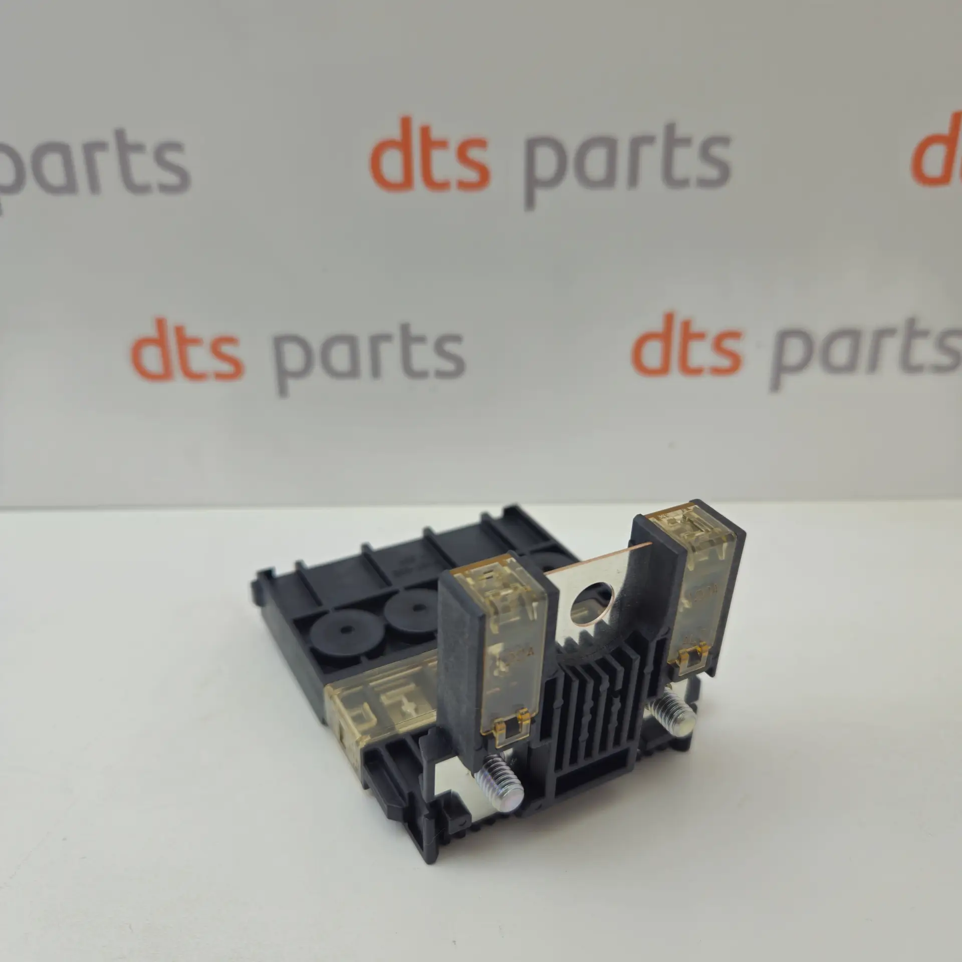OEM Mitsubishi 8571A012 – Fusible link box