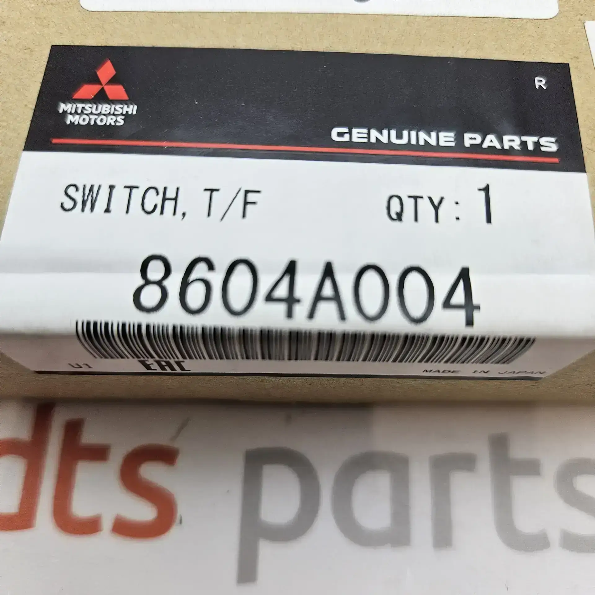 OEM Mitsubishi 8604A004 – Switch, reverse gear