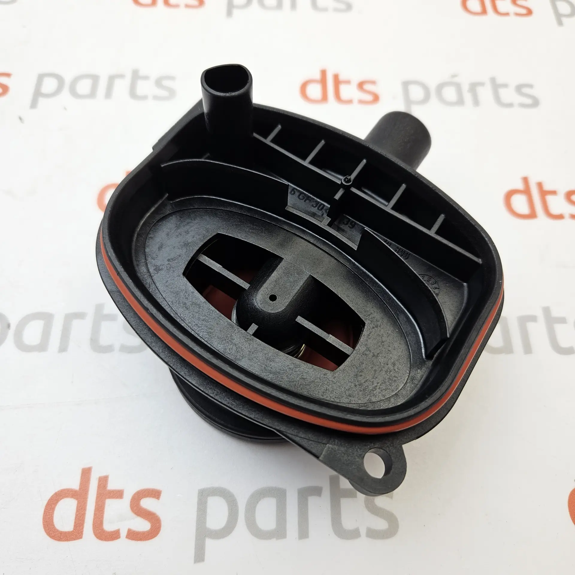 OEM Volvo 8642424 – Engine crankcase breather valve