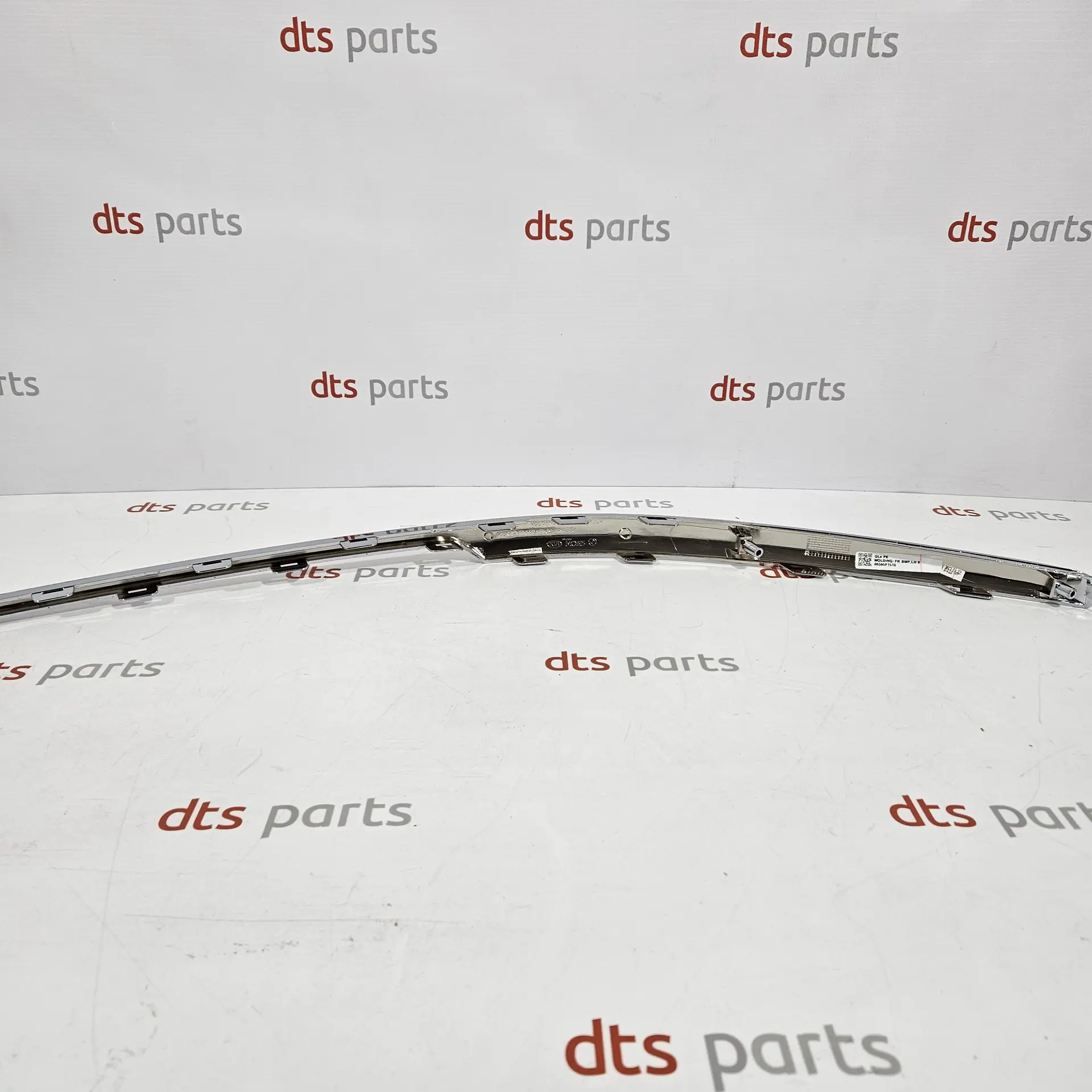 OEM Kia 86595F1510 – Front bumper chrome moulding trim