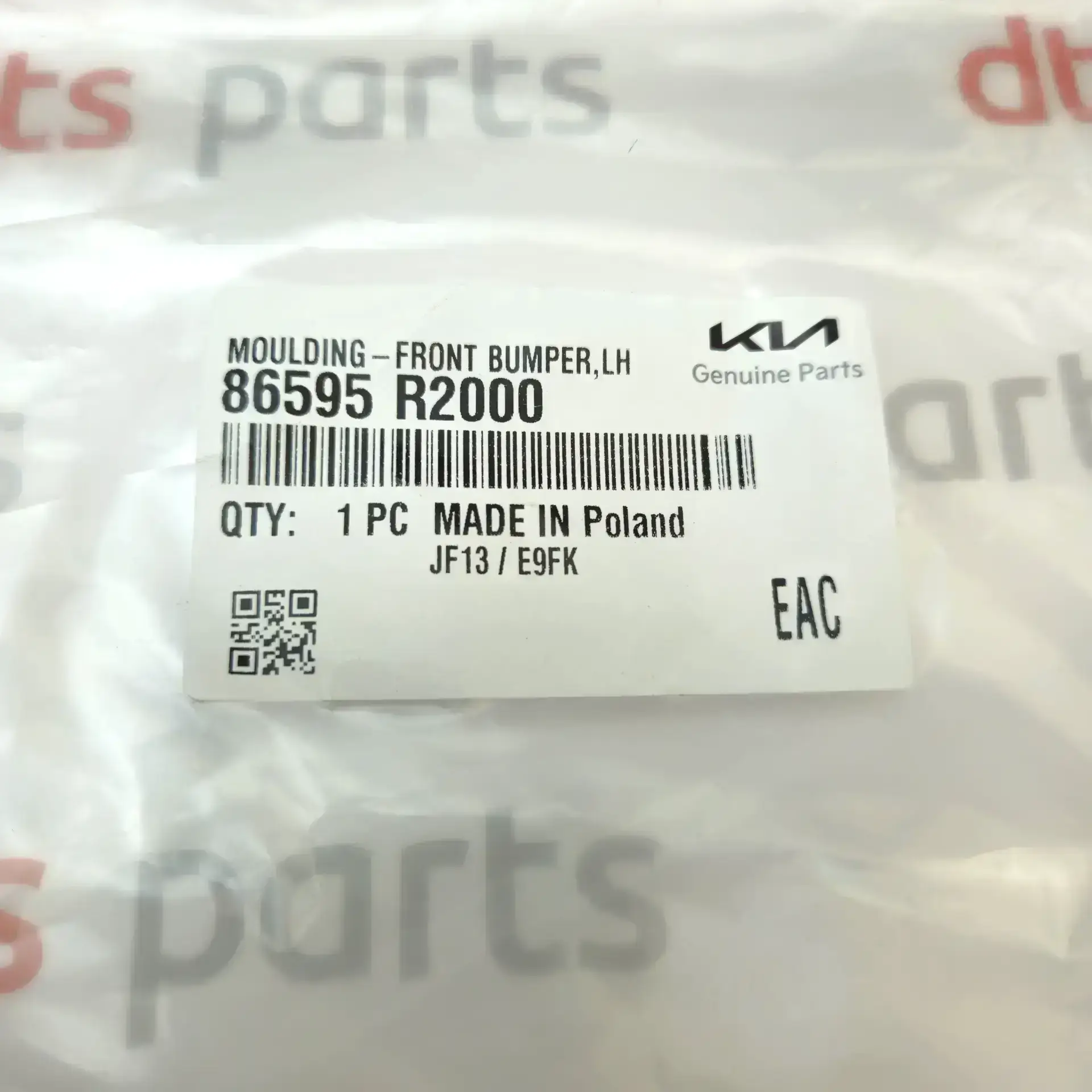 OEM Kia 86595R2000 – Front left bumper molding
