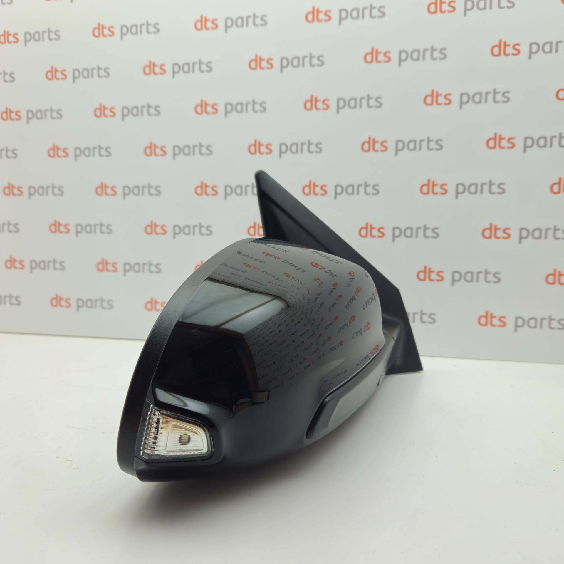 OEM Hyundai 87620J9020MZH – Right, rear view mirror