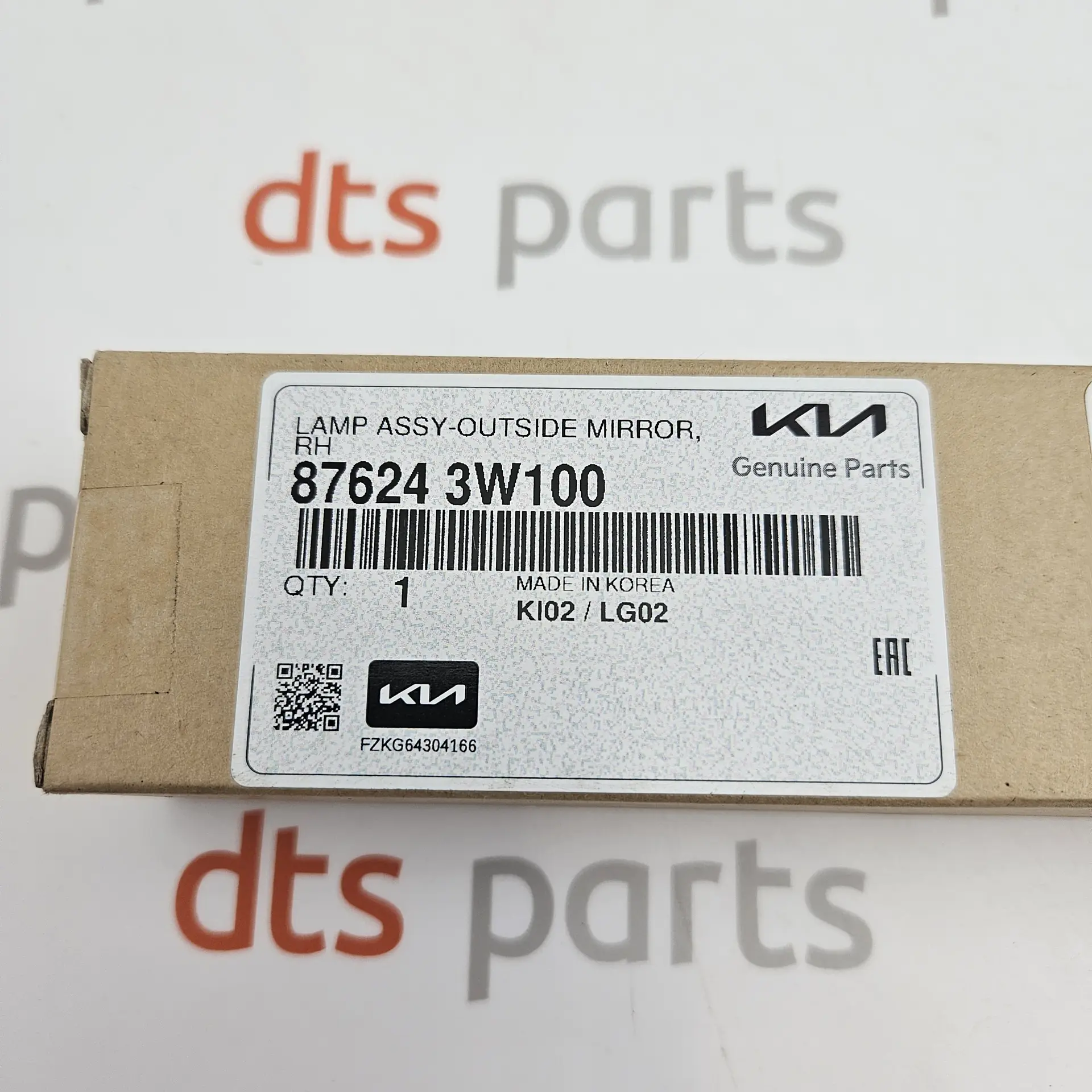 OEM Kia 876243W100 – Left side mirror indicator