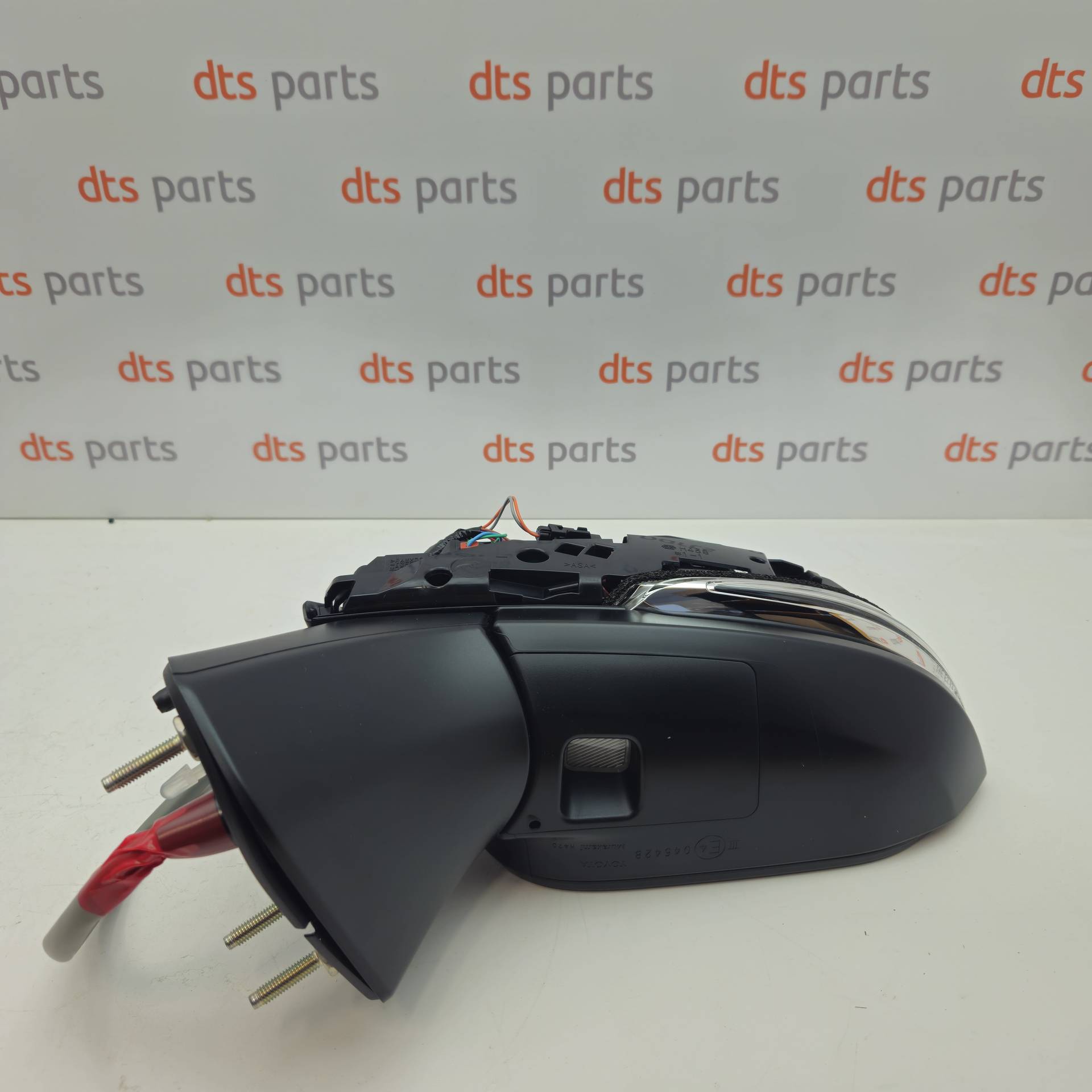 OEM Toyota/Lexus 8794042M20 – Right, rear view mirror
