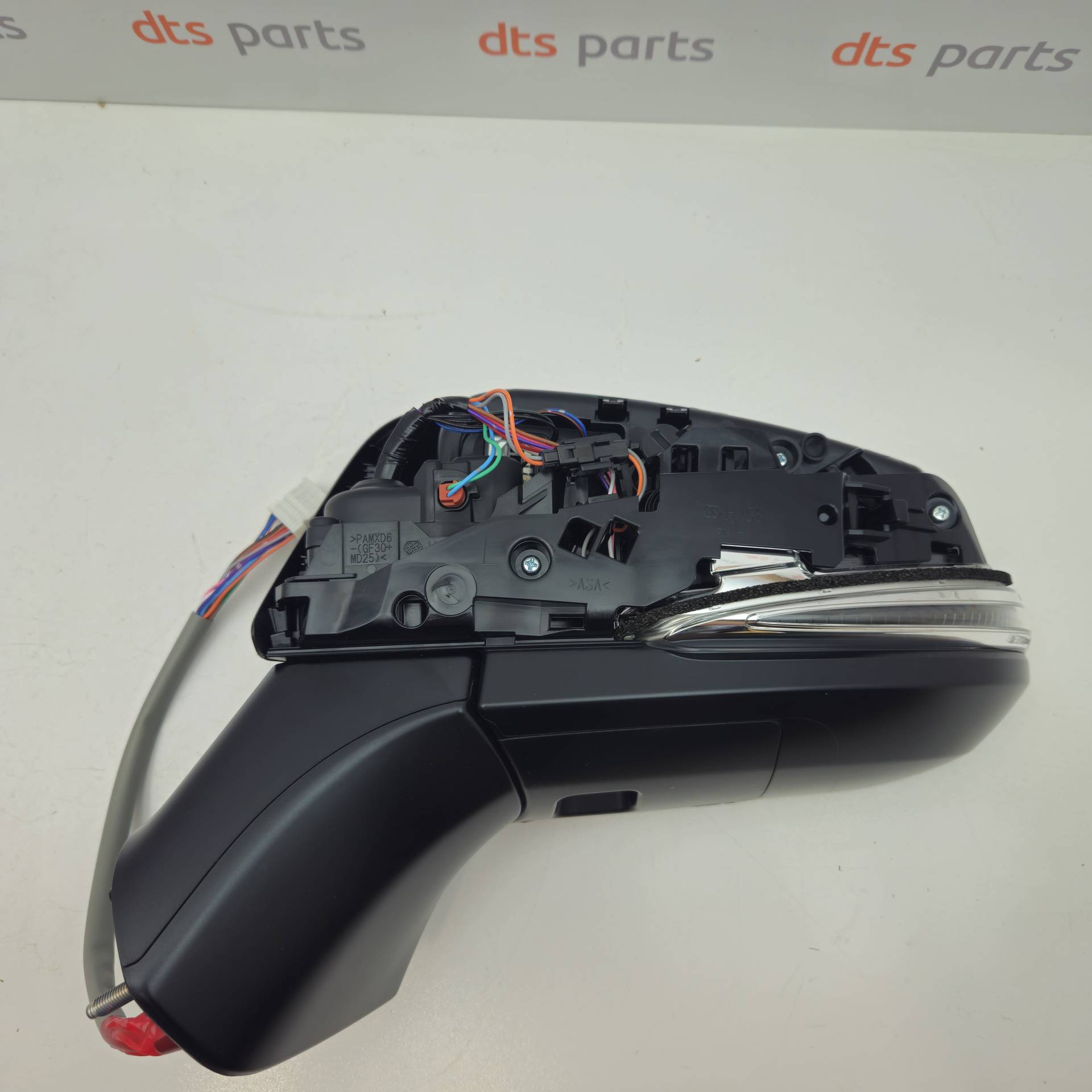 OEM Toyota/Lexus 8794042M20 – Right, rear view mirror