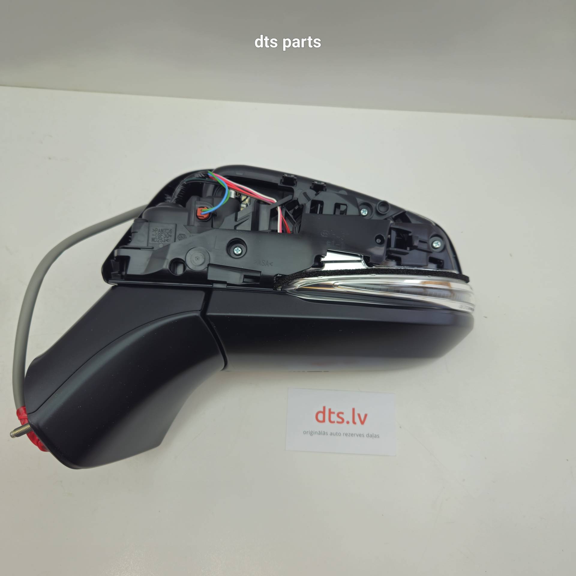 OEM Toyota/Lexus 8794042M70 – Right, rear view mirror