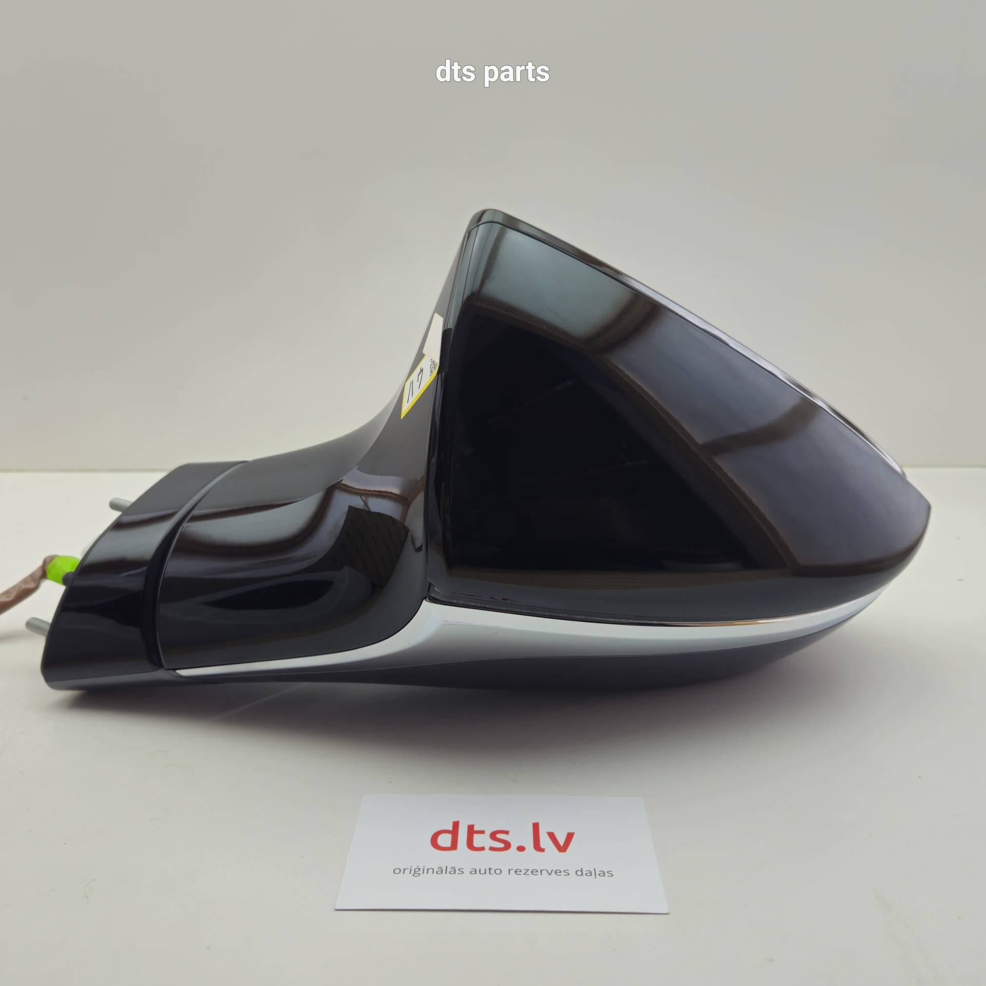 OEM Toyota/Lexus 8794076370B0 – Right, rear view mirror