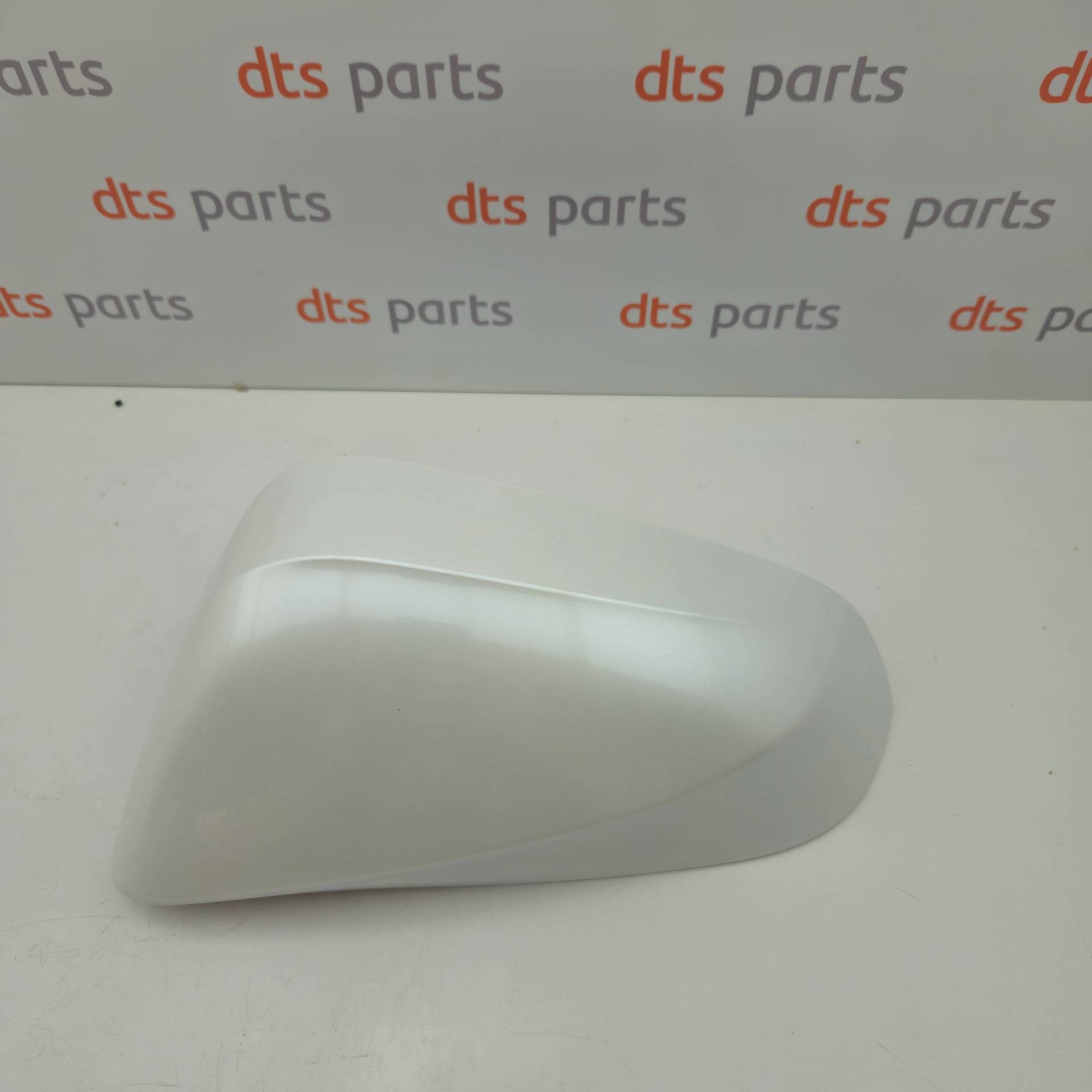 OEM Toyota/Lexus 8794548080A0 – Left door mirror cover, Sonic Quartz