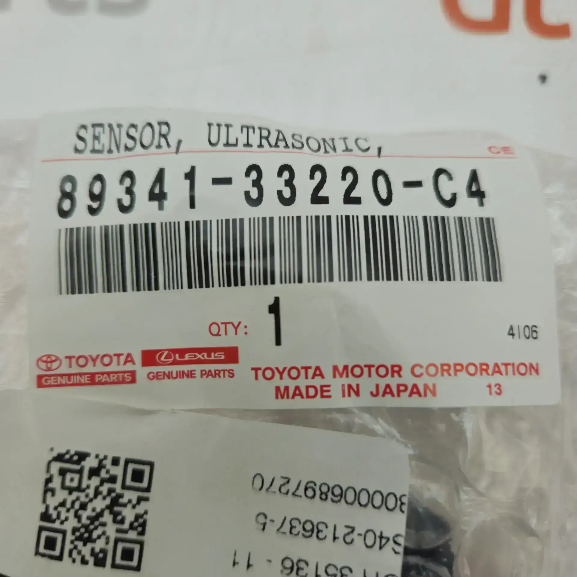 OEM Toyota 8934133220C4 – Front parking sesnor