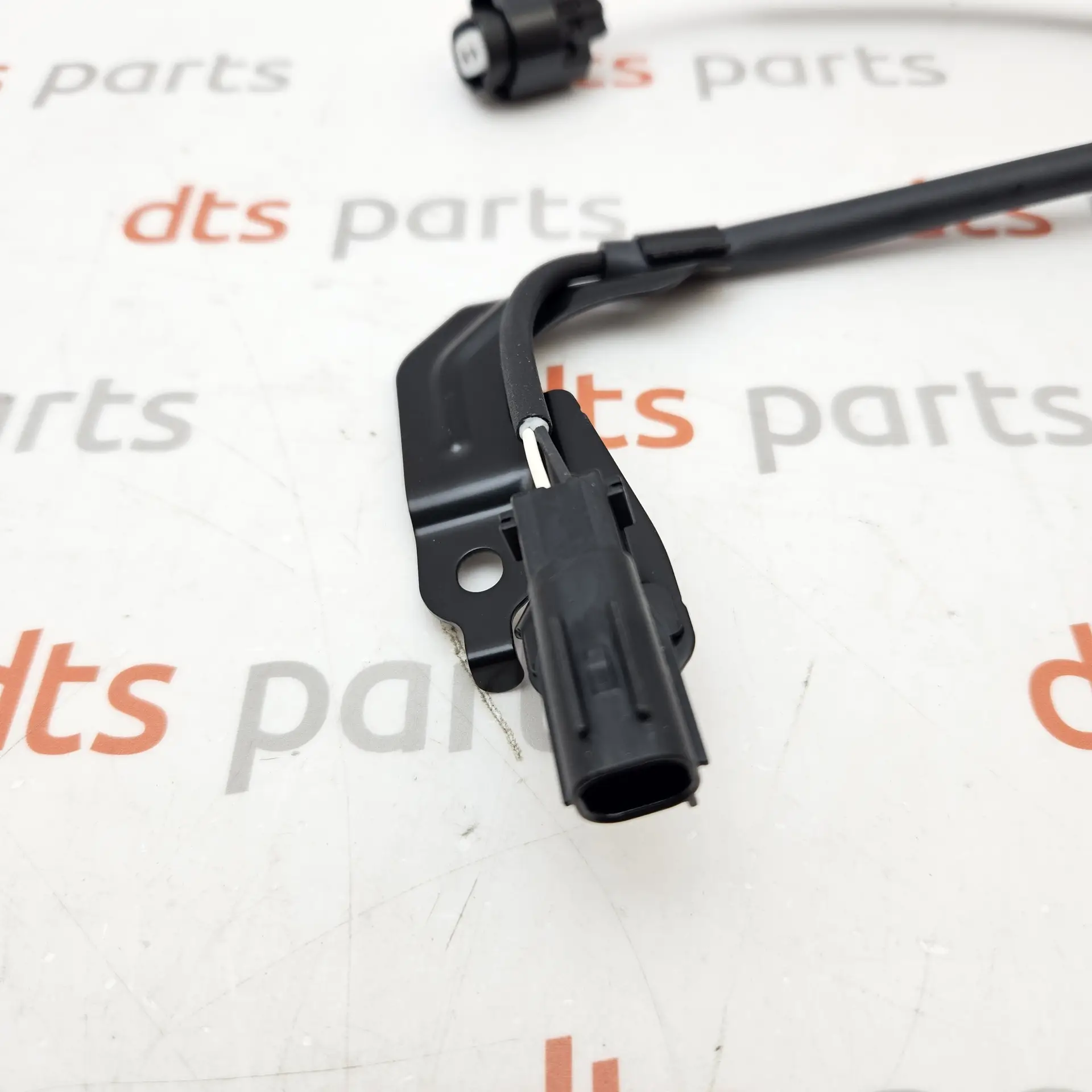 OEM Toyota 8951630180 – Skid Control Sensor Wire