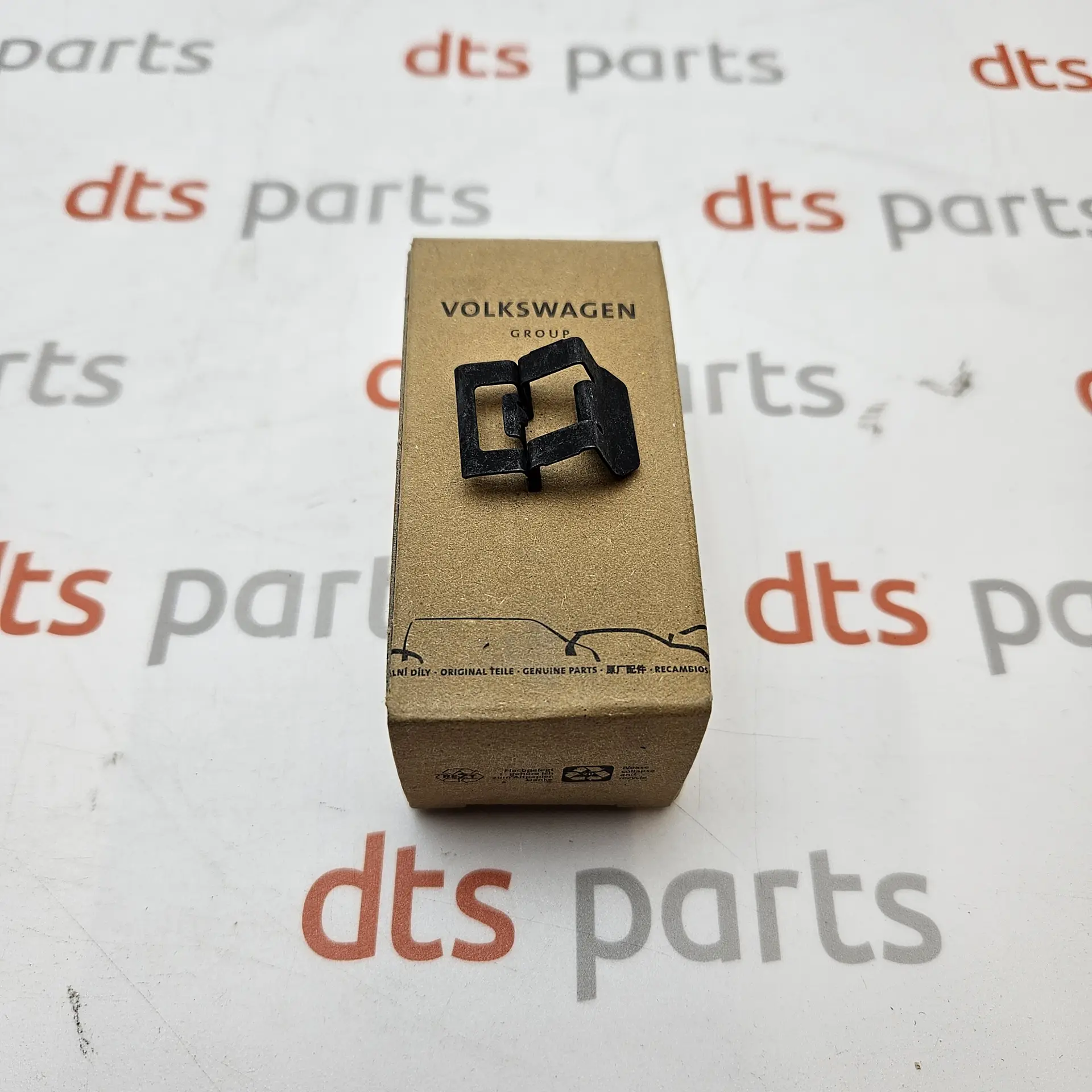 OEM VAG 8K9867289 – Headliner retainer clip