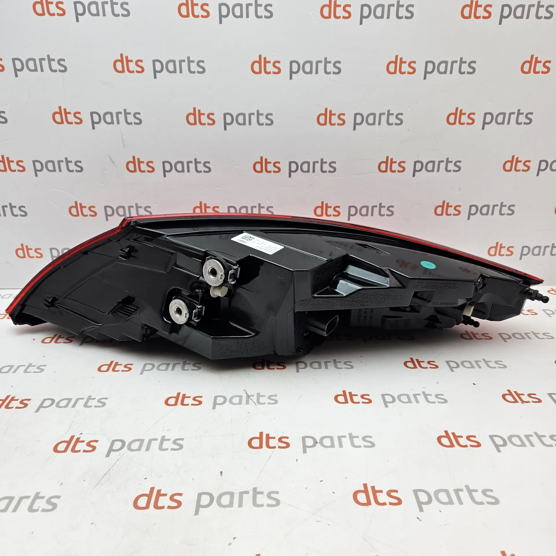 OEM VAG 8S0945095G – Rear left taillight