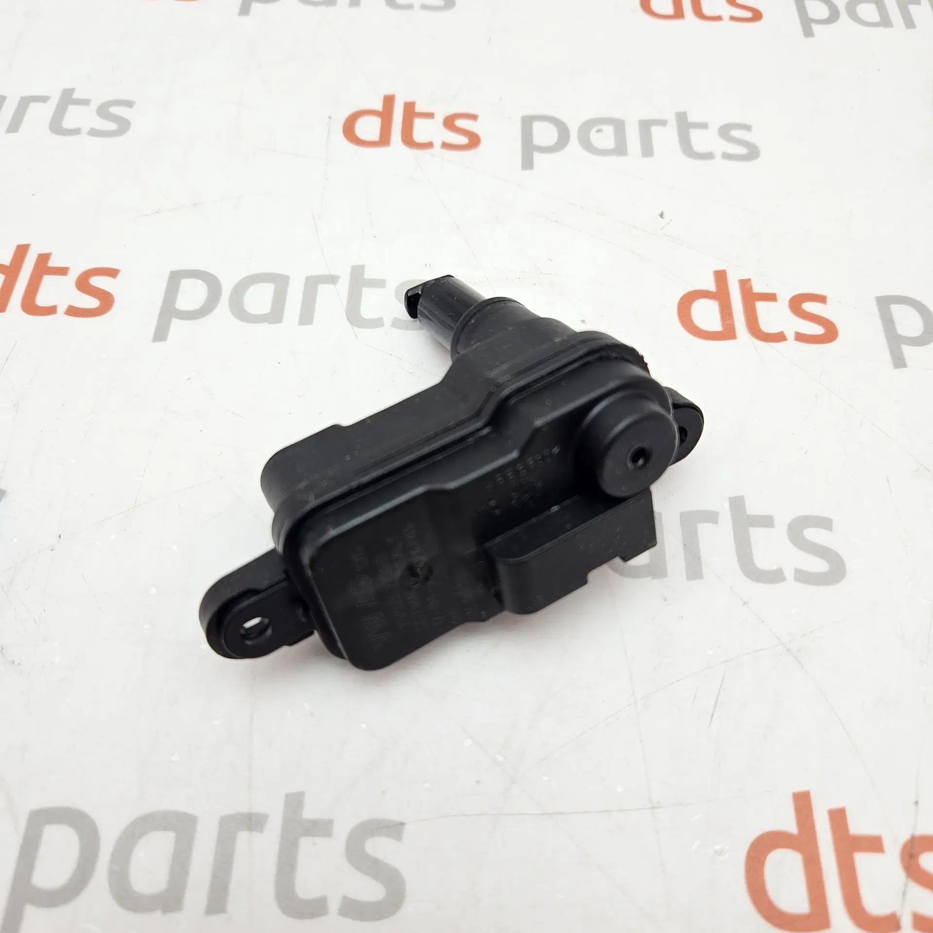 OEM VAG 8V0862159B – Fuel door lock actuator
