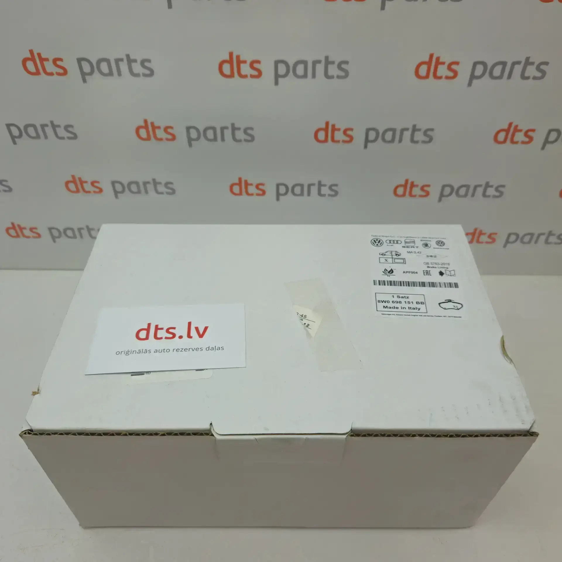 OEM Audi 8W0698151BB – Front brake pad set