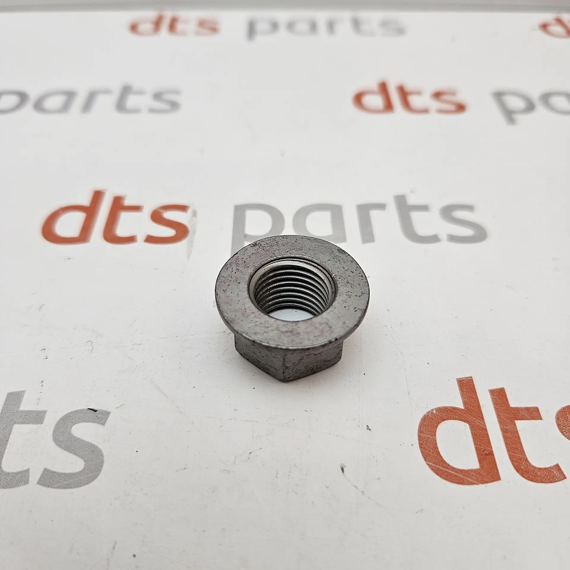 OEM Toyota 9017914062 – Nut