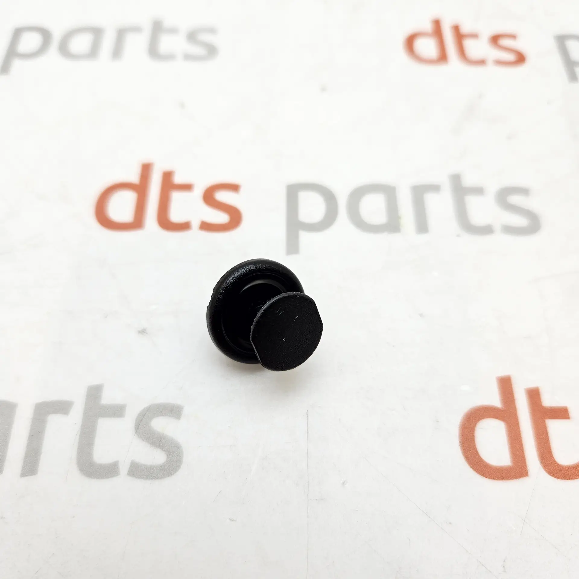 OEM Toyota 9046707214 – Clip, Genuine Toyota