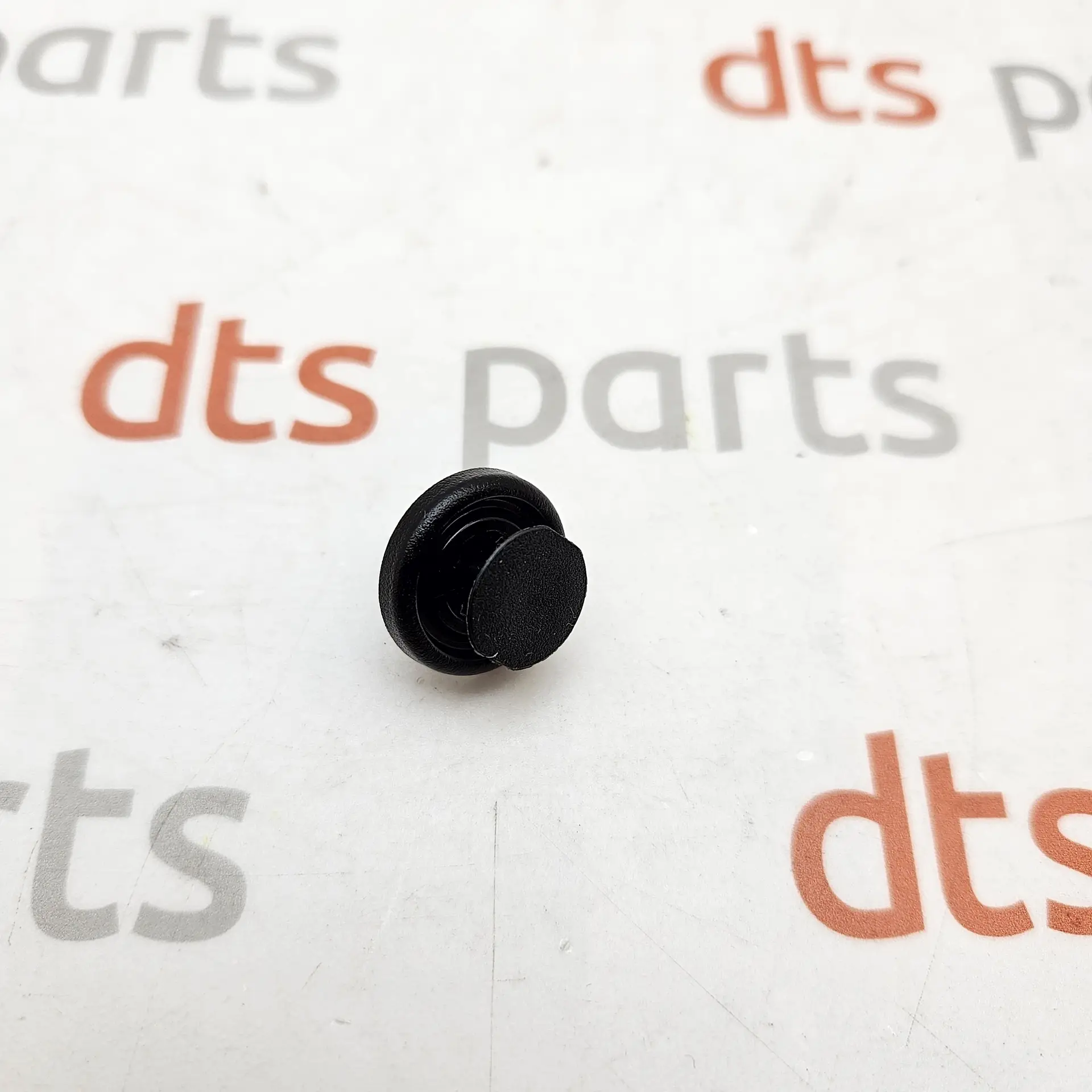 OEM Toyota 9046707215 – Clip, Genuine Toyota