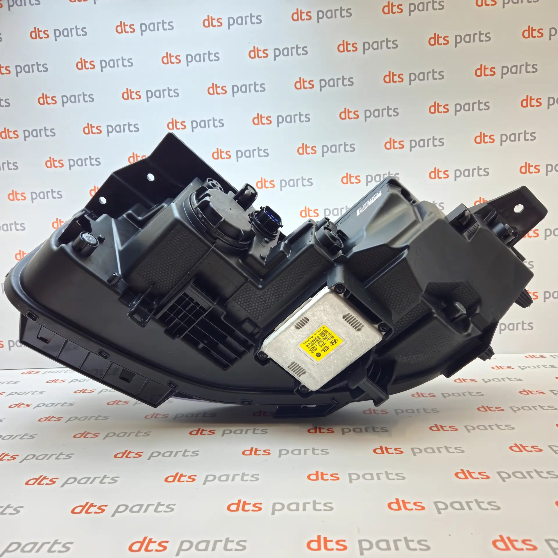 OEM Hyundai 92102GI110 – Front right headlight