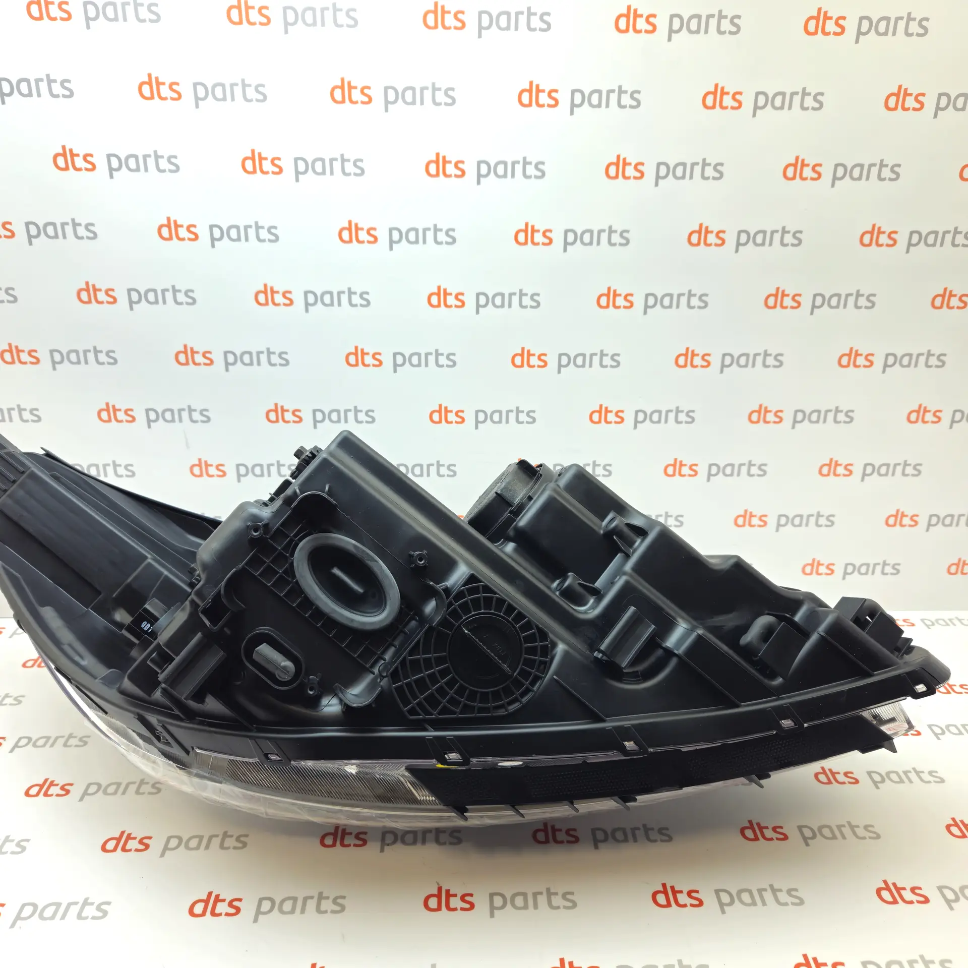 OEM Kia 92103C5000 – Front left headlight