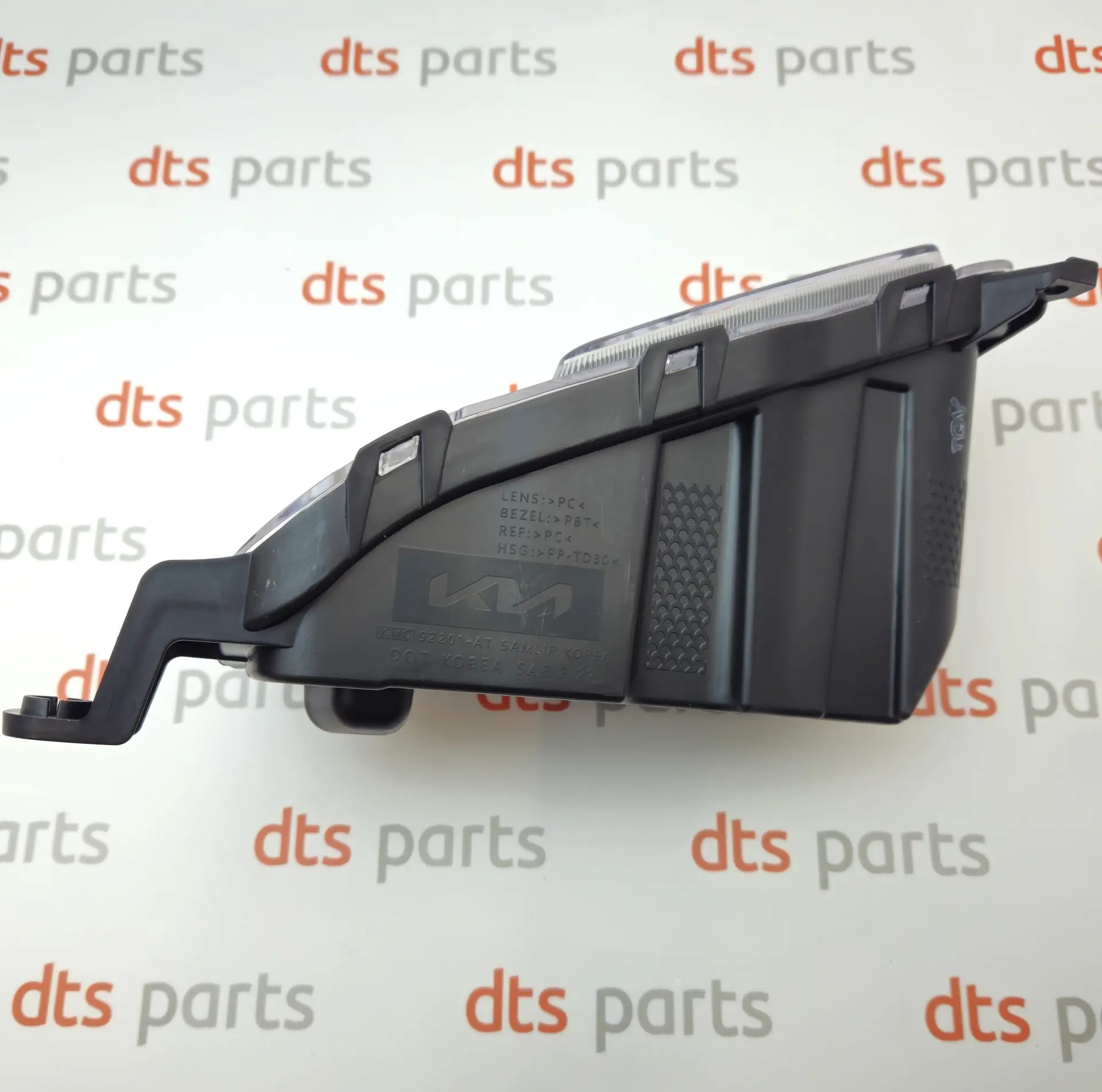 OEM Kia 92201AT000 – Front left LED fog light