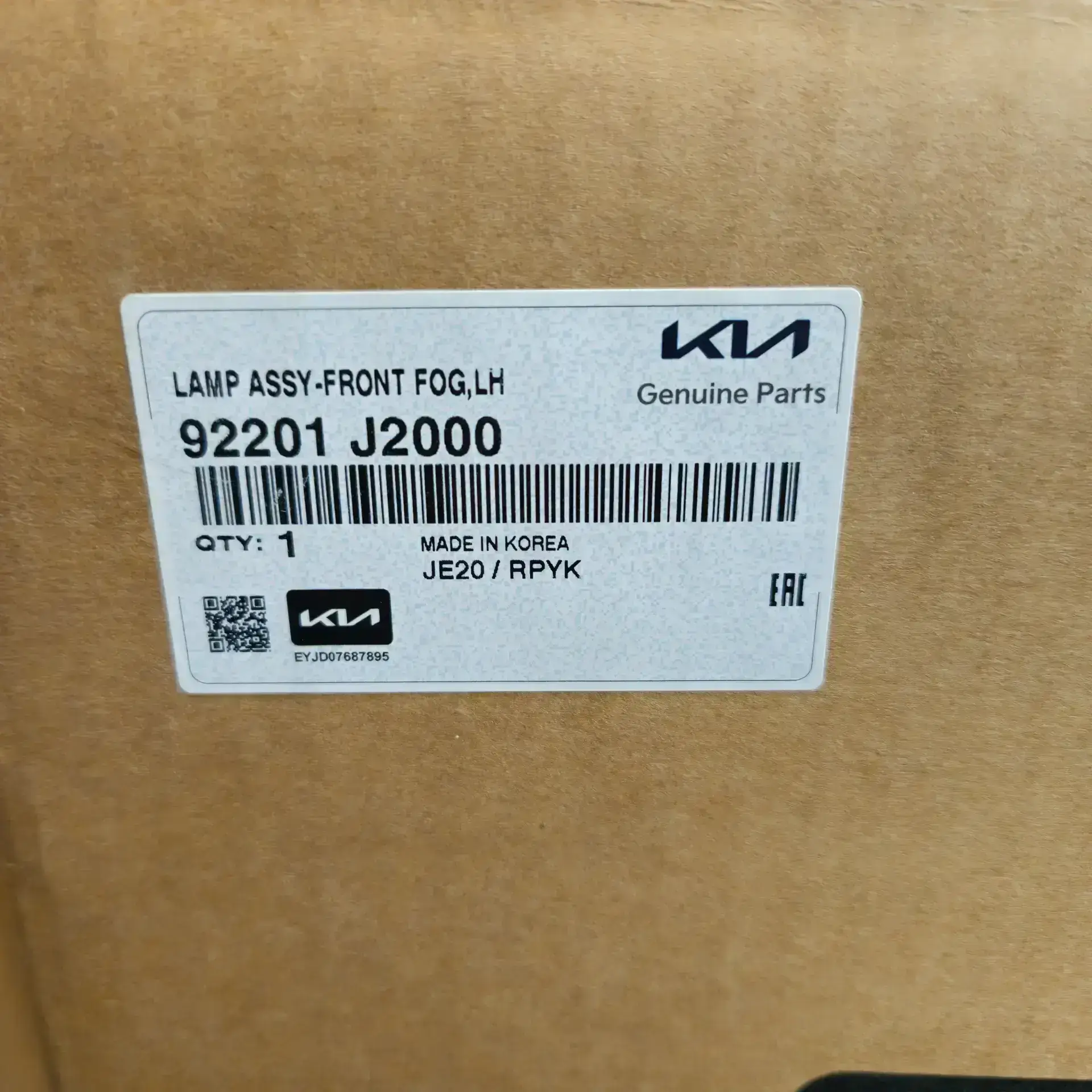 OEM Kia 92201J2000 – Front left fog light
