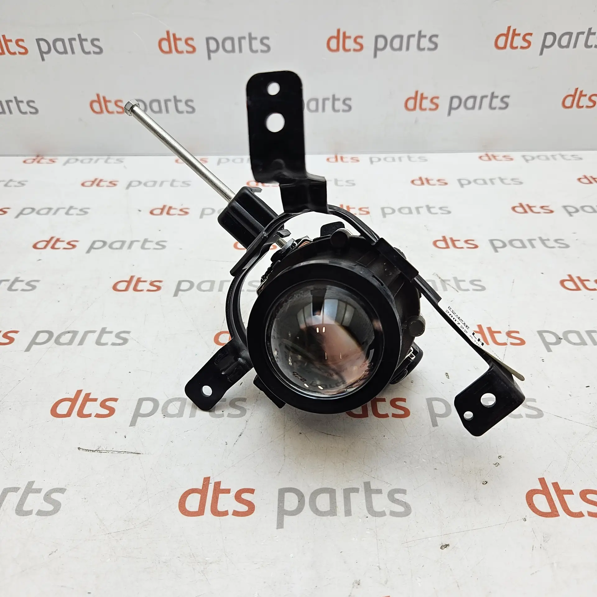 OEM Hyundai 92201K7000 – Front bumper halogen fog light assembly