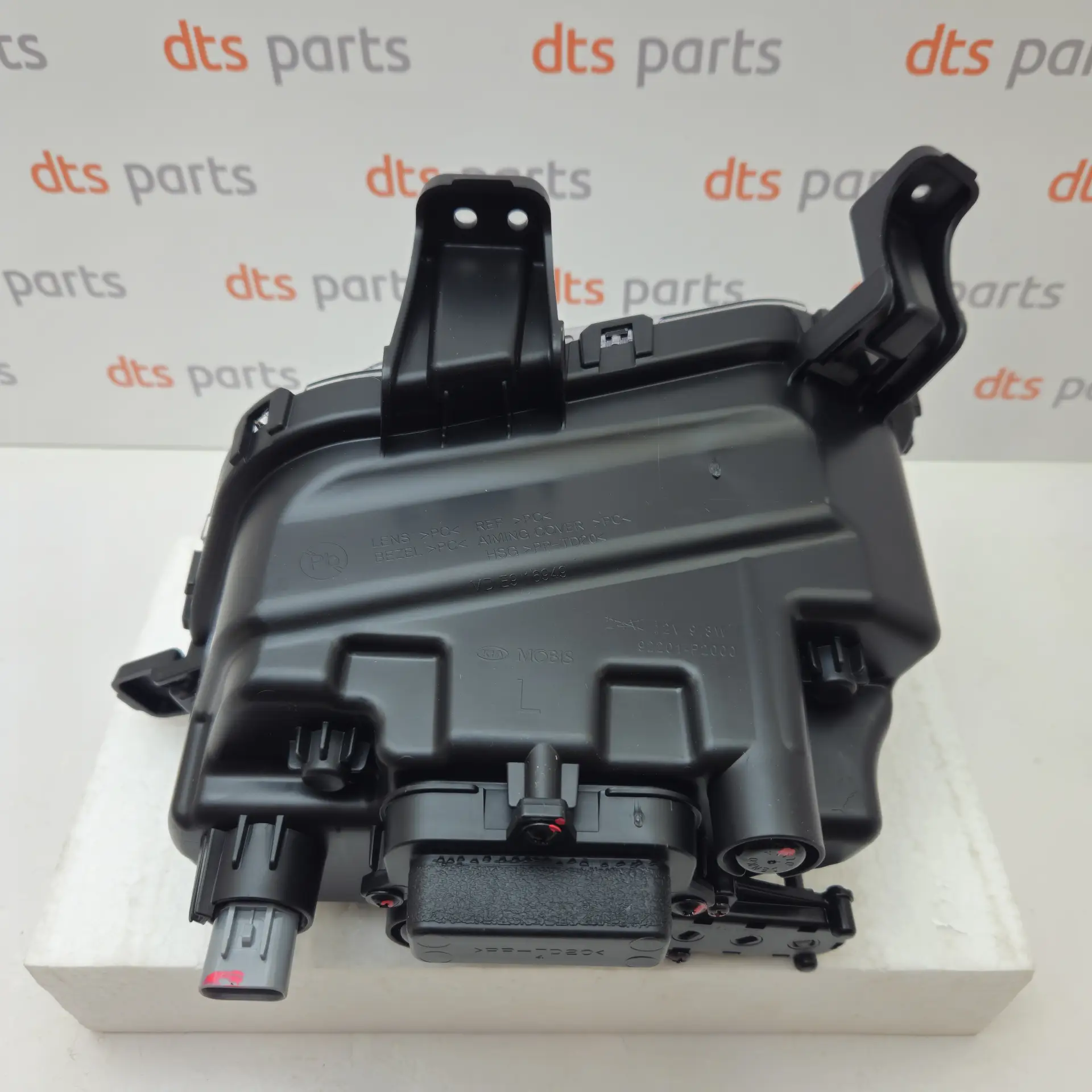 OEM Kia 92201P2000 – Front left fog light
