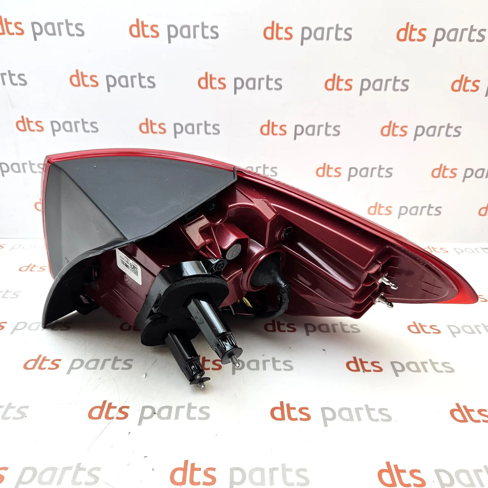 OEM Kia 92401C5112 – Rear light