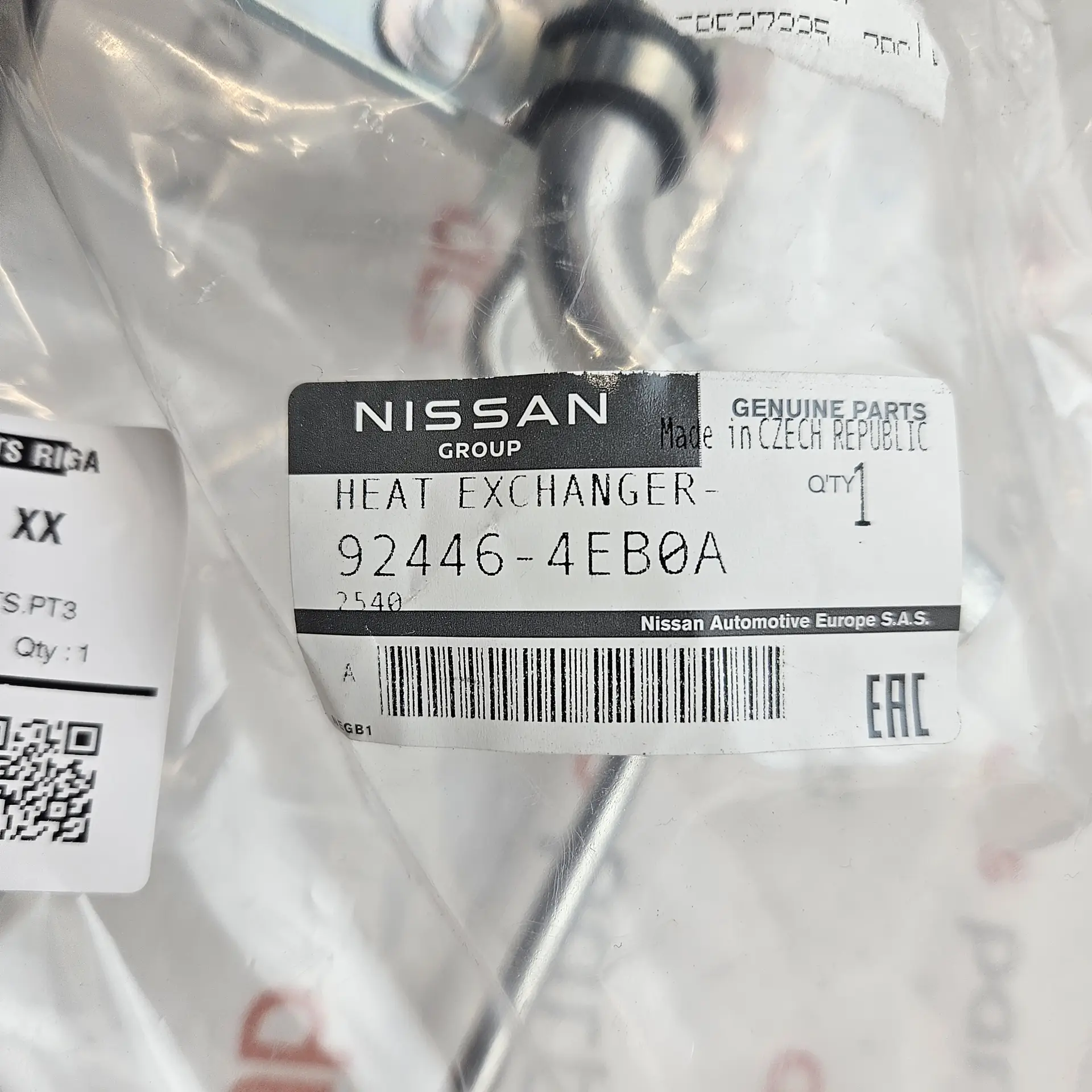 OEM Nissan 924464EB0A – Air conditioning refrigerant pipe hose assembly