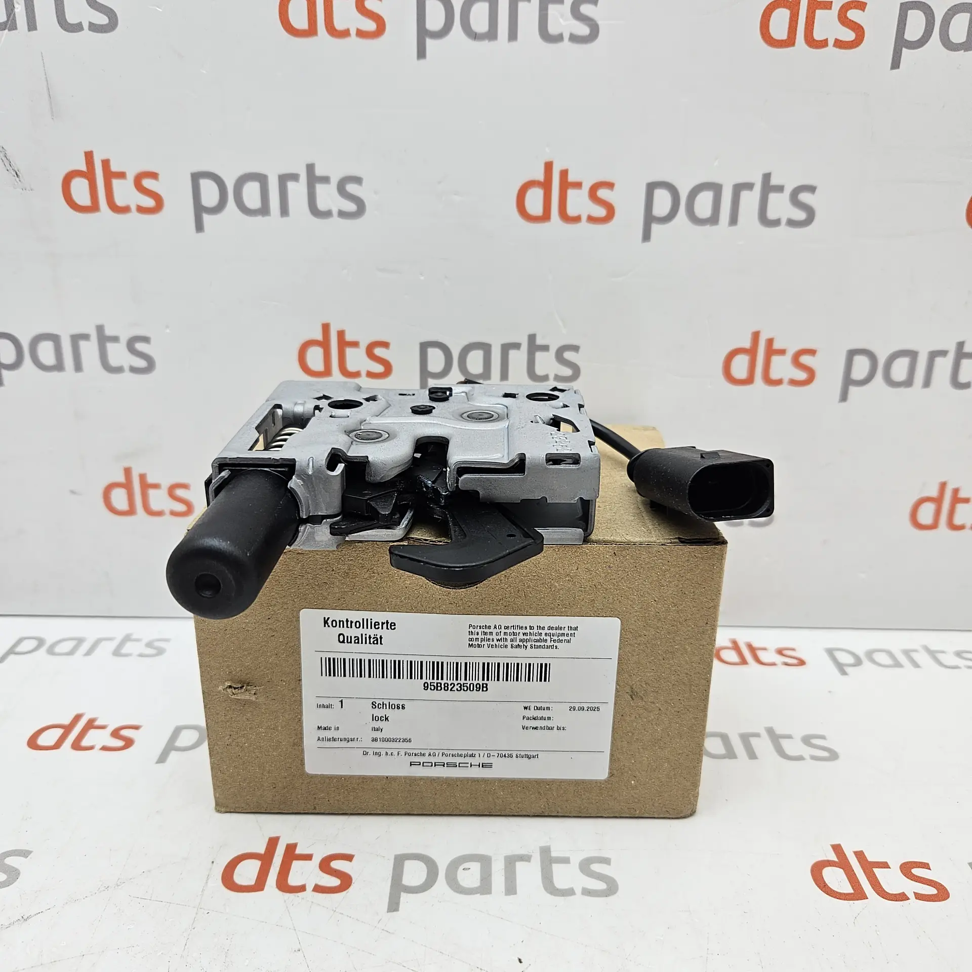 OEM Porsche 95B823509B – Engine bonnet latch