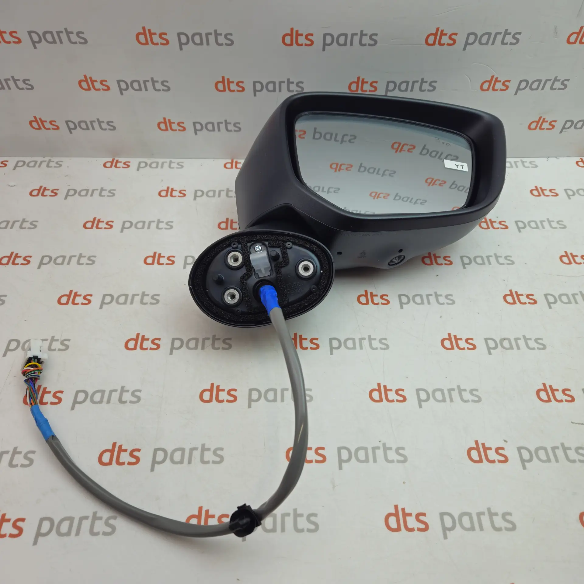 OEM Mitsubishi 96301W730P – Complete exterior door mirror assembly