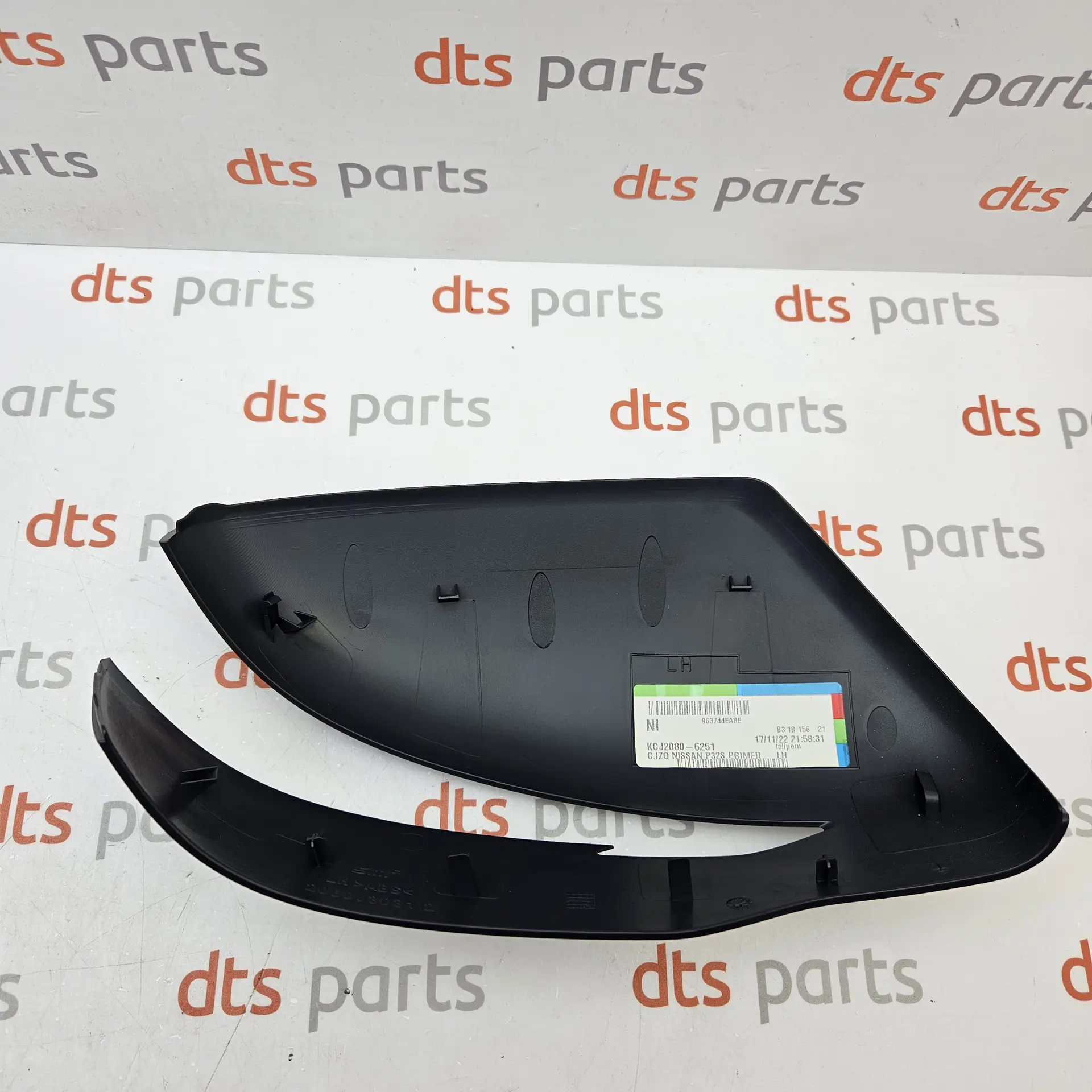 OEM Nissan 963744EA8E – Left-hand (LH) side mirror body cover