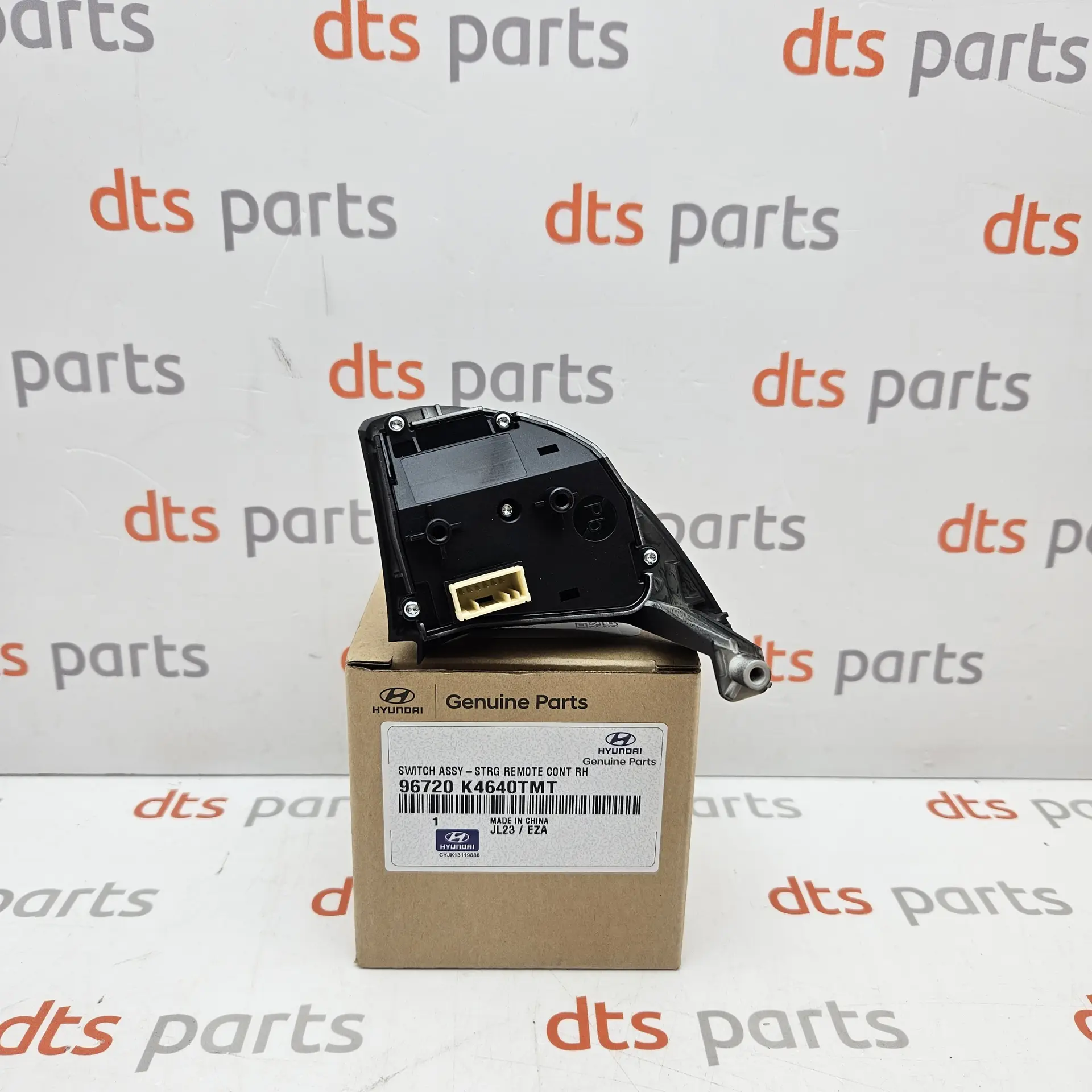 OEM Hyundai 96720K4640TMT – Cruise control switch